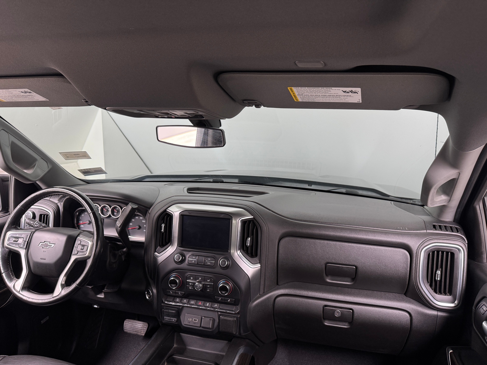 Thumbnail: 2020 Chevrolet Silverado 1500 - 3