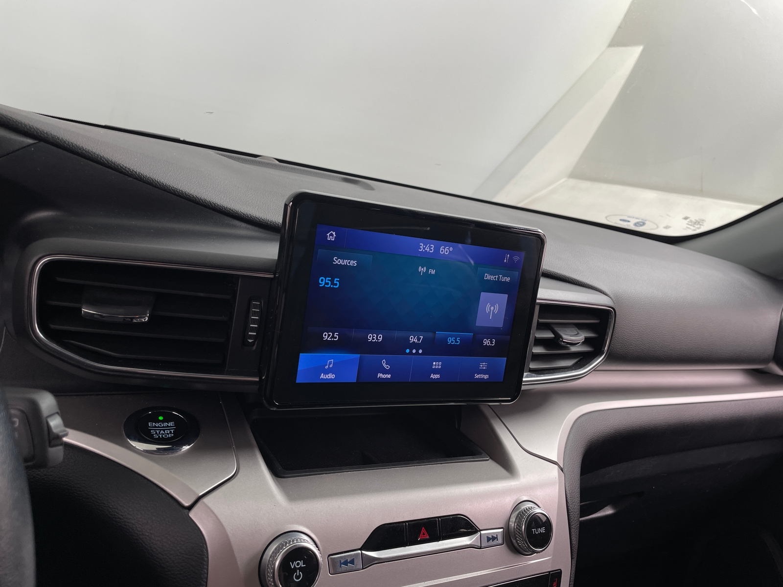 Thumbnail: 2021 Ford Explorer - 3