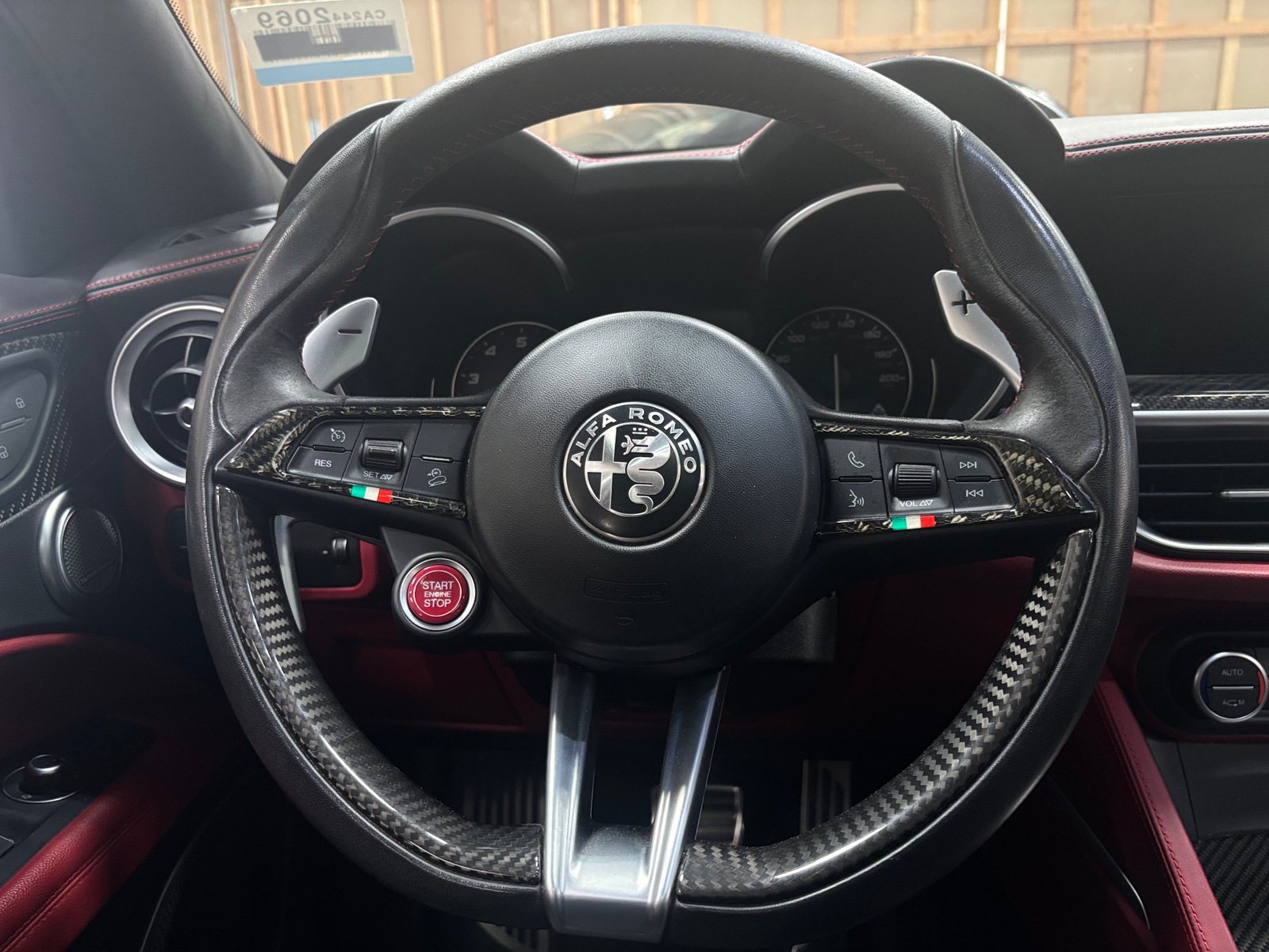 Thumbnail: 2018 Alfa Romeo Stelvio - 4