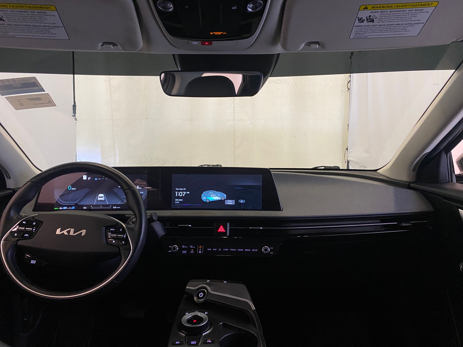 Thumbnail: 2022 Kia EV6 - 2