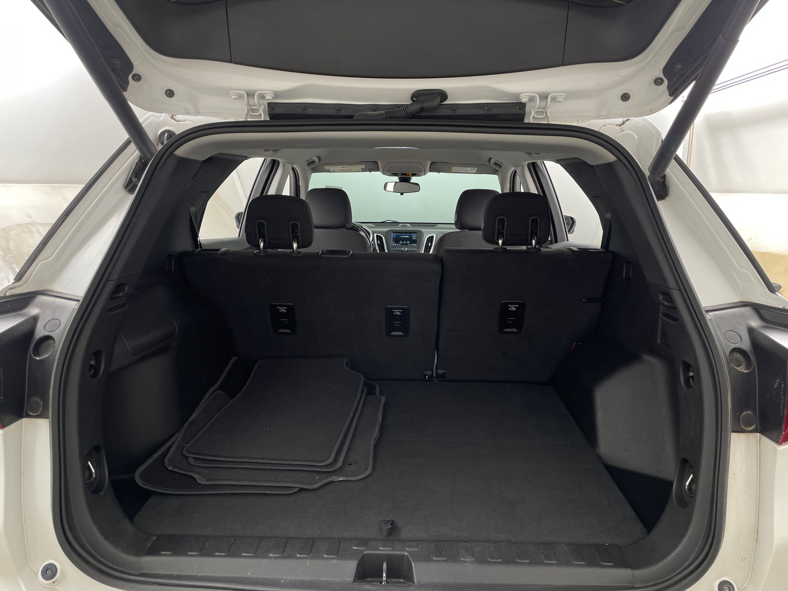 Thumbnail: 2019 Chevrolet Equinox - 7