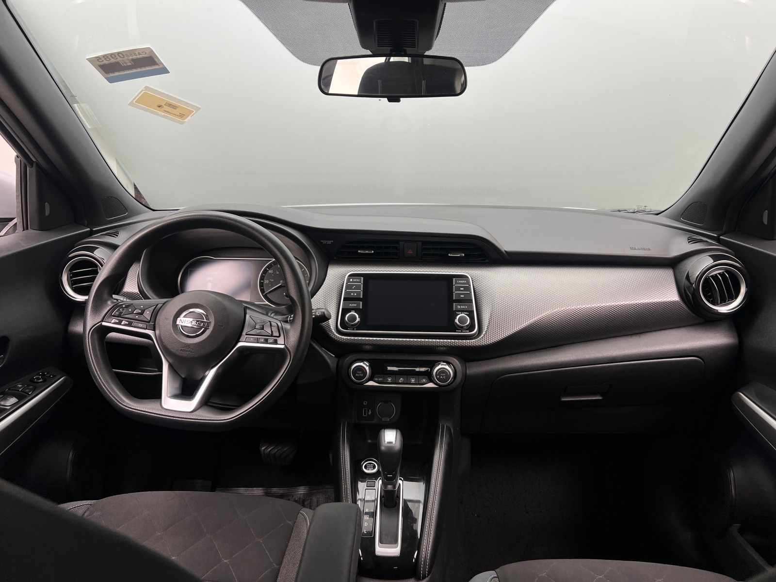 Thumbnail: 2020 Nissan Kicks - 3