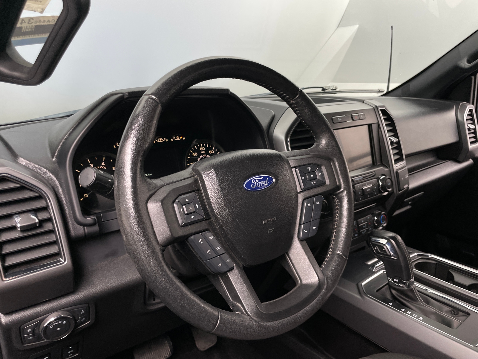 Thumbnail: 2018 Ford Econoline - 5