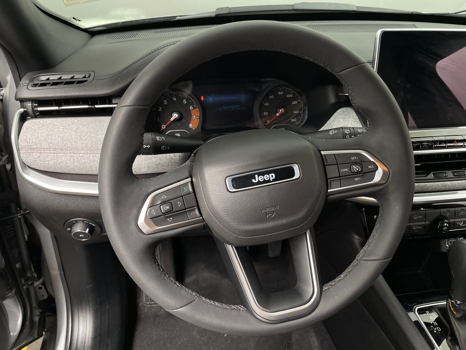 Thumbnail: 2023 Jeep Compass - 4