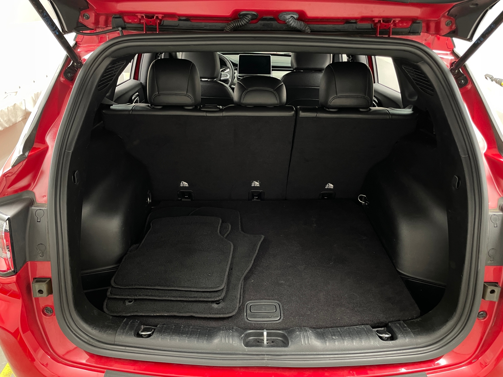 Thumbnail: 2024 Jeep Compass - 6