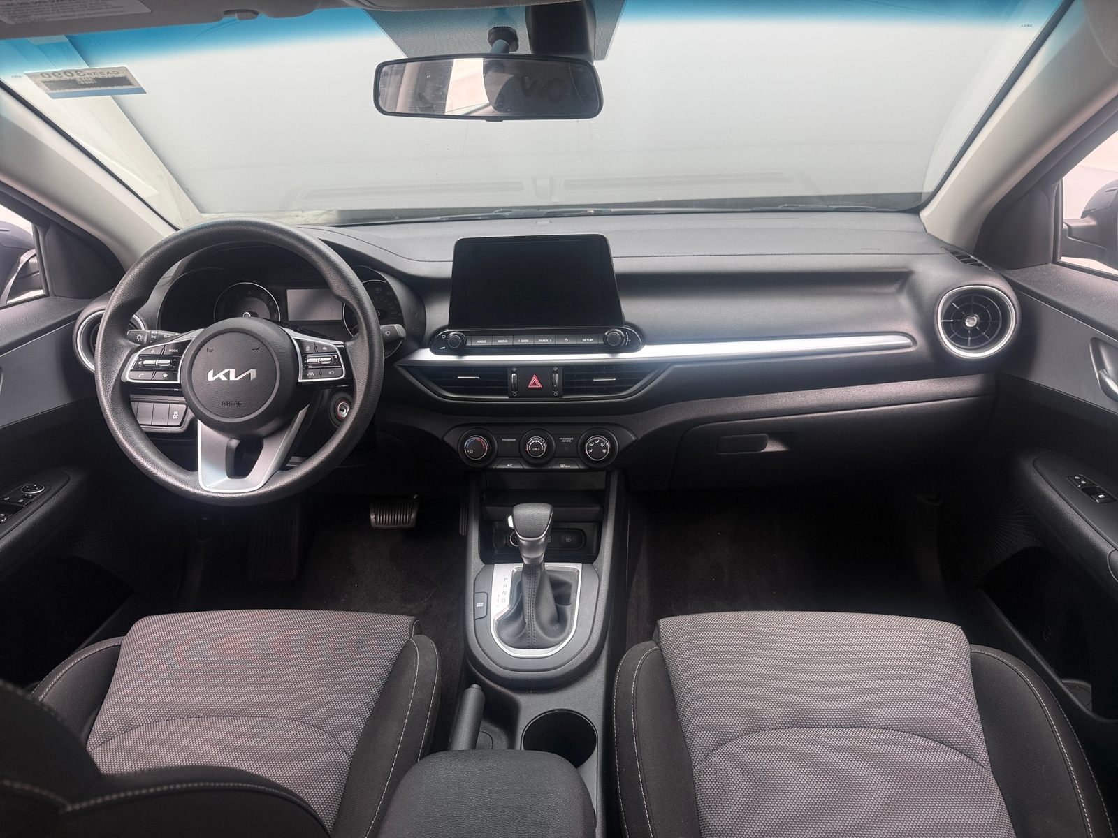 Thumbnail: 2024 Kia Forte - 3