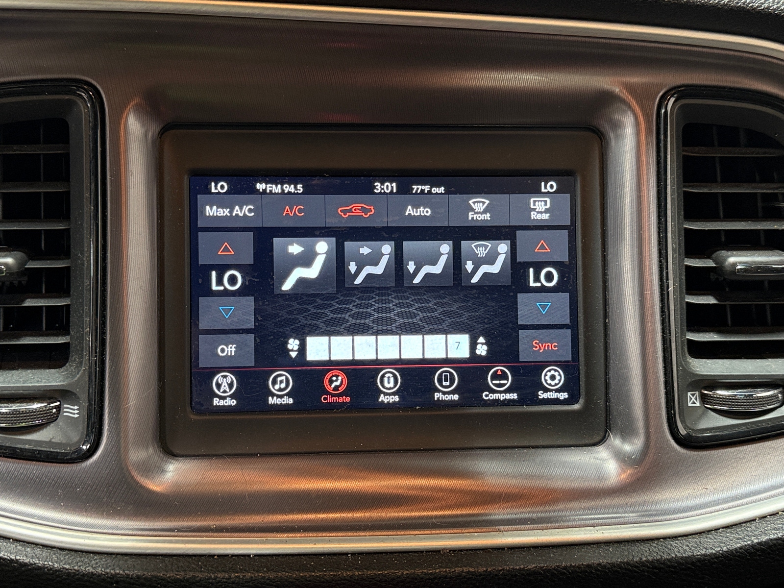 Thumbnail: 2019 Dodge Challenger - 3