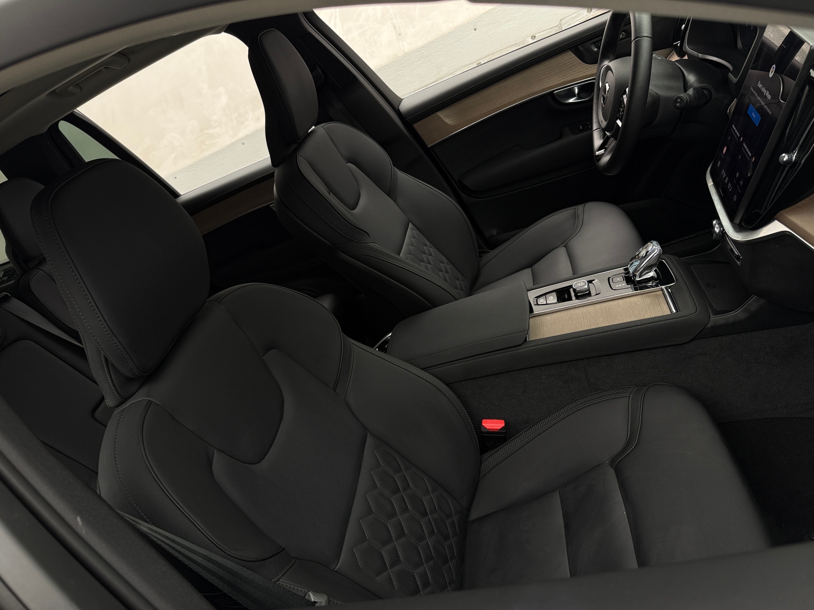 Thumbnail: 2026 Volvo XC90 - 2