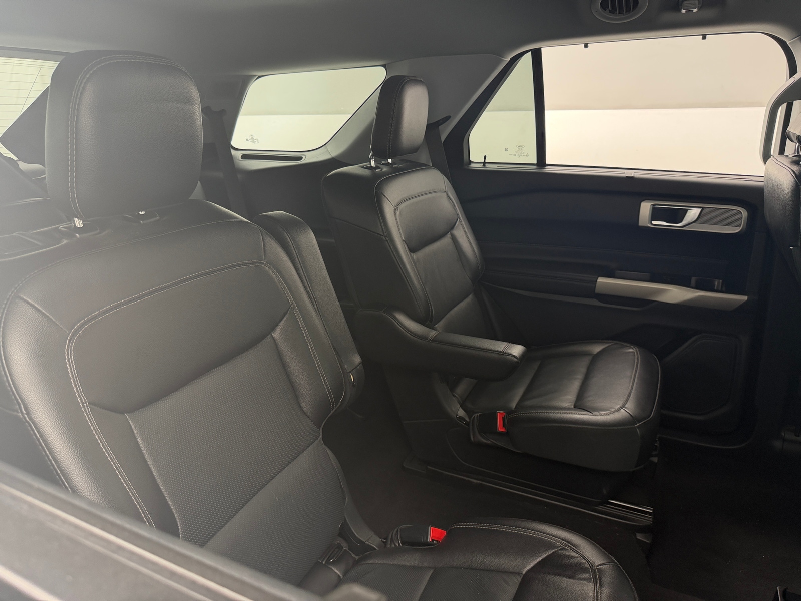 Thumbnail: 2022 Ford Explorer - 5
