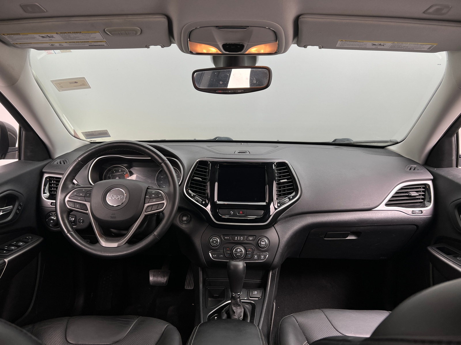 Thumbnail: 2019 Jeep Cherokee - 2