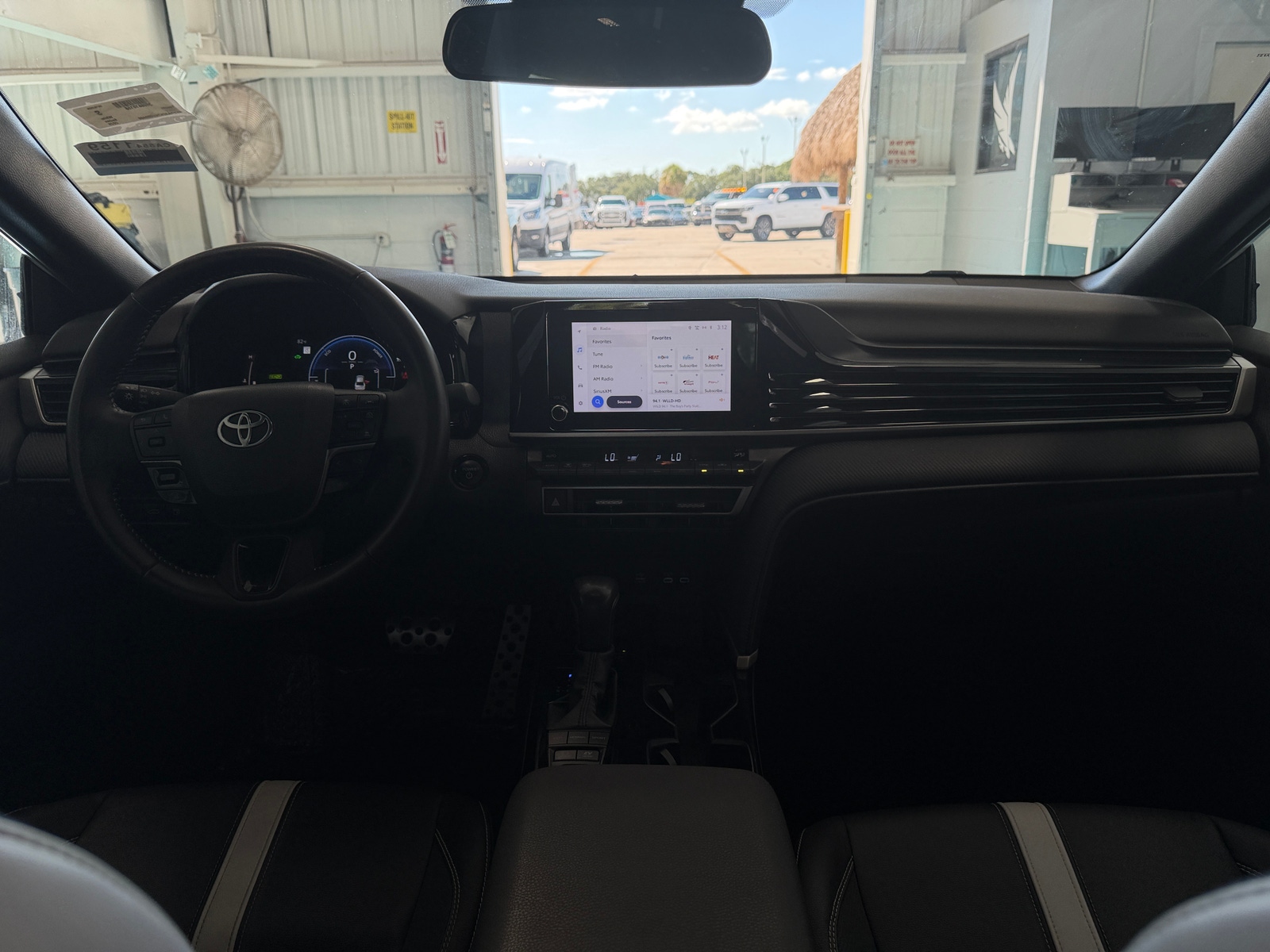 Thumbnail: 2025 Toyota Camry - 3