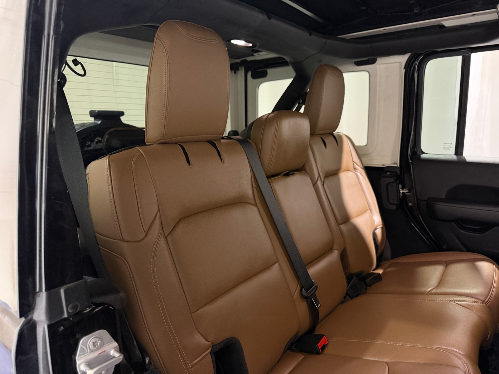 Thumbnail: 2020 Jeep Wrangler - 5
