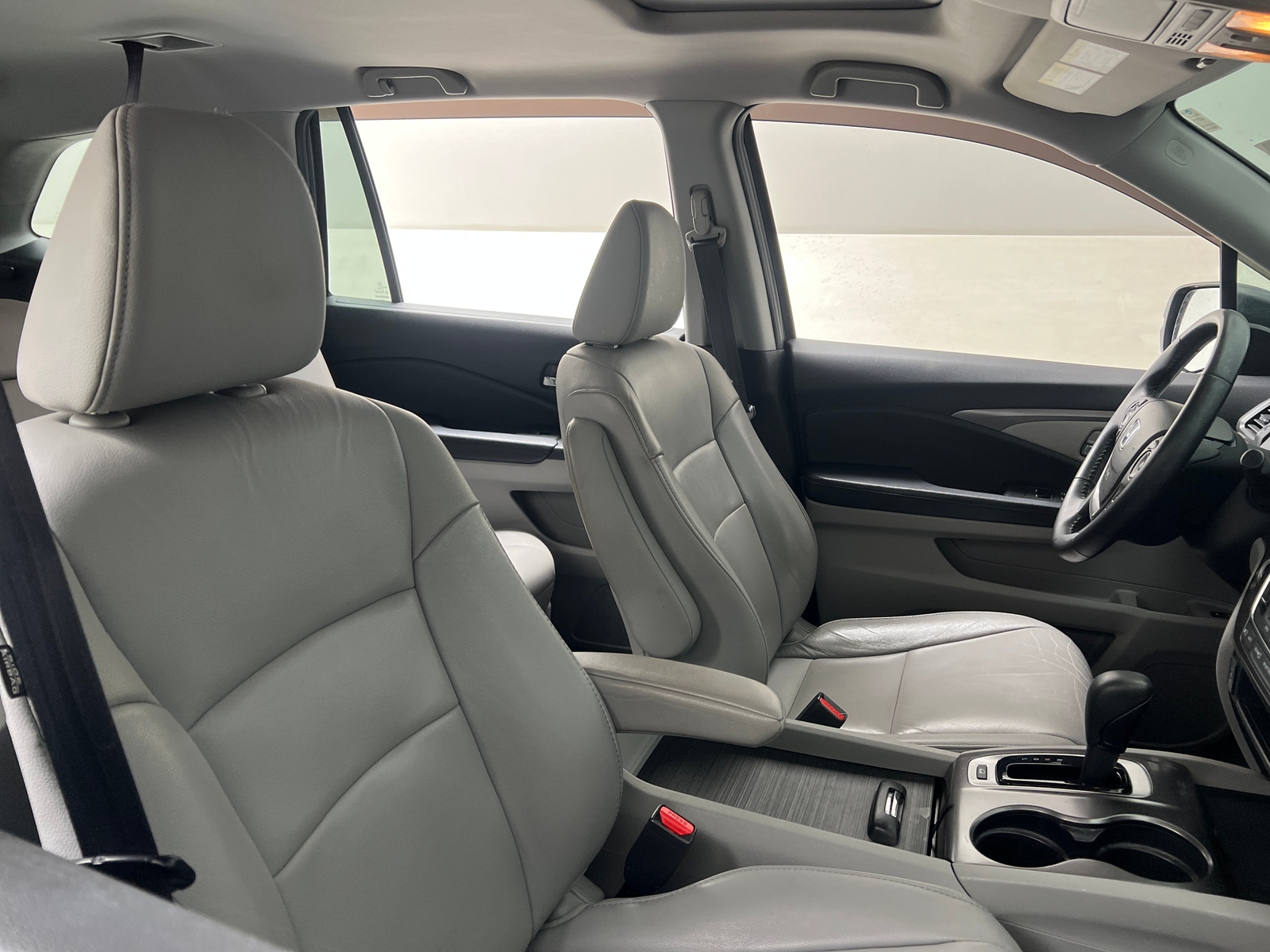 Thumbnail: 2016 Honda Pilot - 2