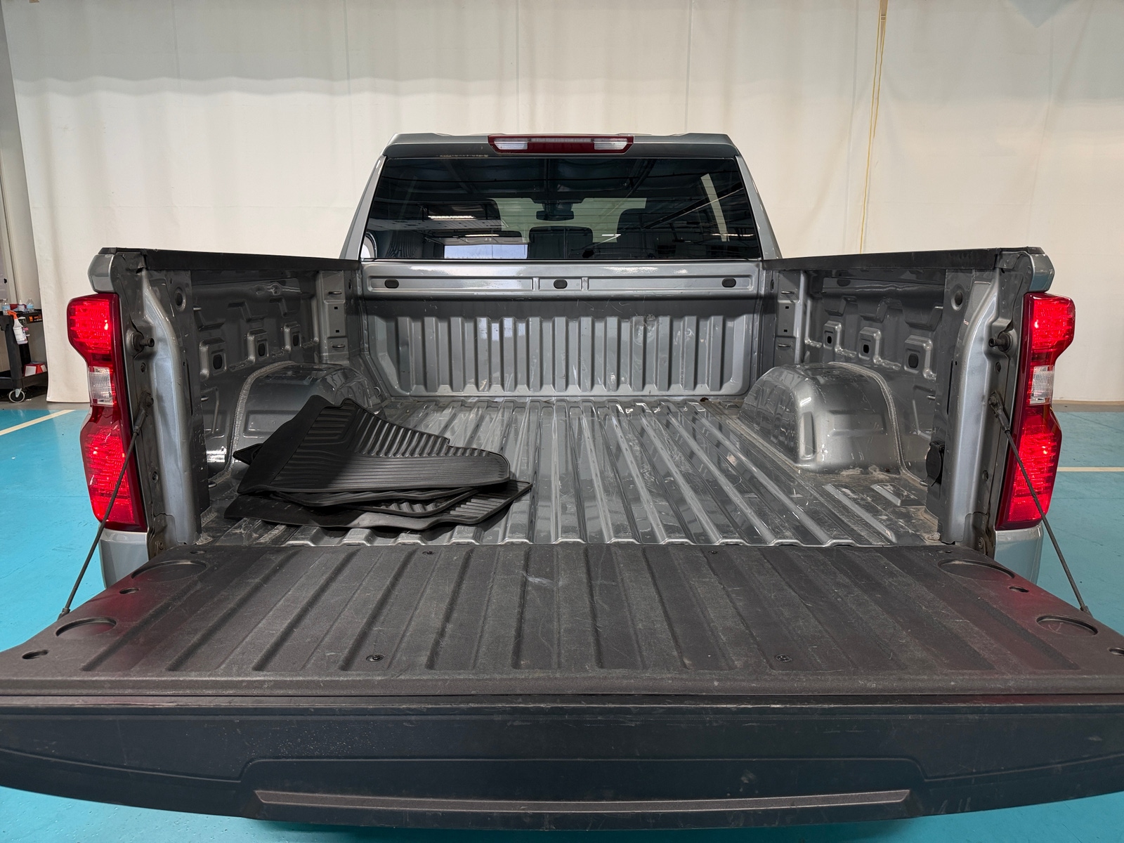 Thumbnail: 2024 Chevrolet Silverado 1500 - 7