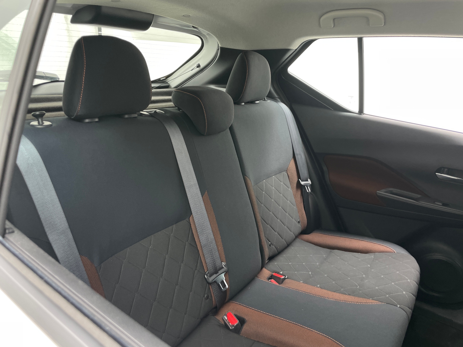 Thumbnail: 2018 Nissan Kicks - 6