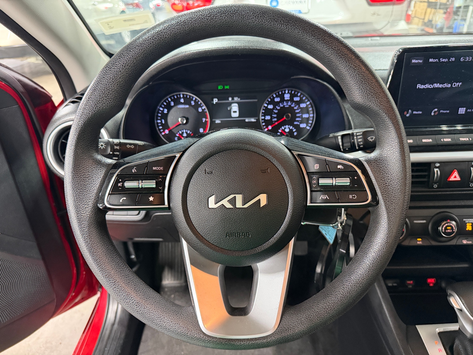 Thumbnail: 2024 Kia Forte - 5