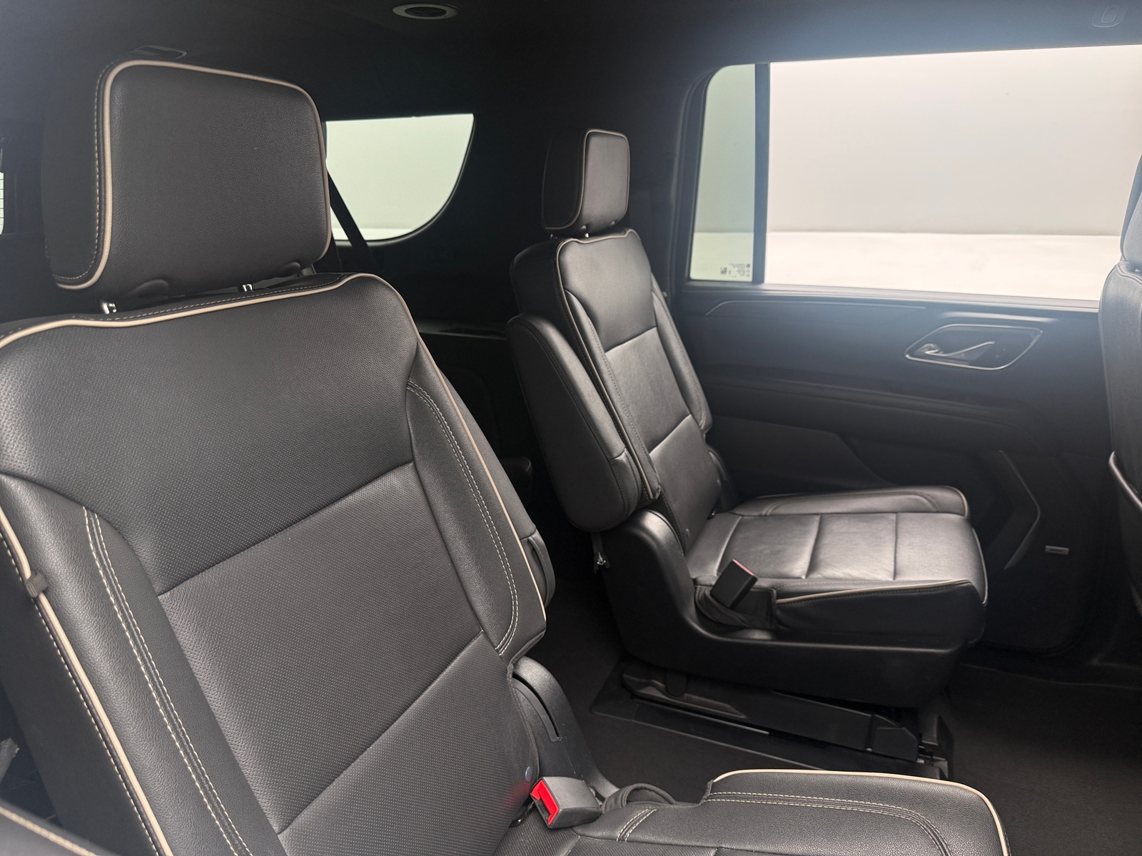 Thumbnail: 2023 Chevrolet Suburban - 5