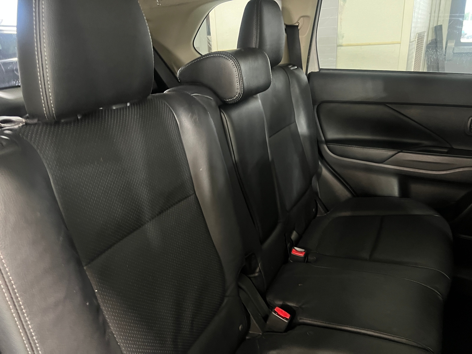Thumbnail: 2018 Mitsubishi Outlander - 5