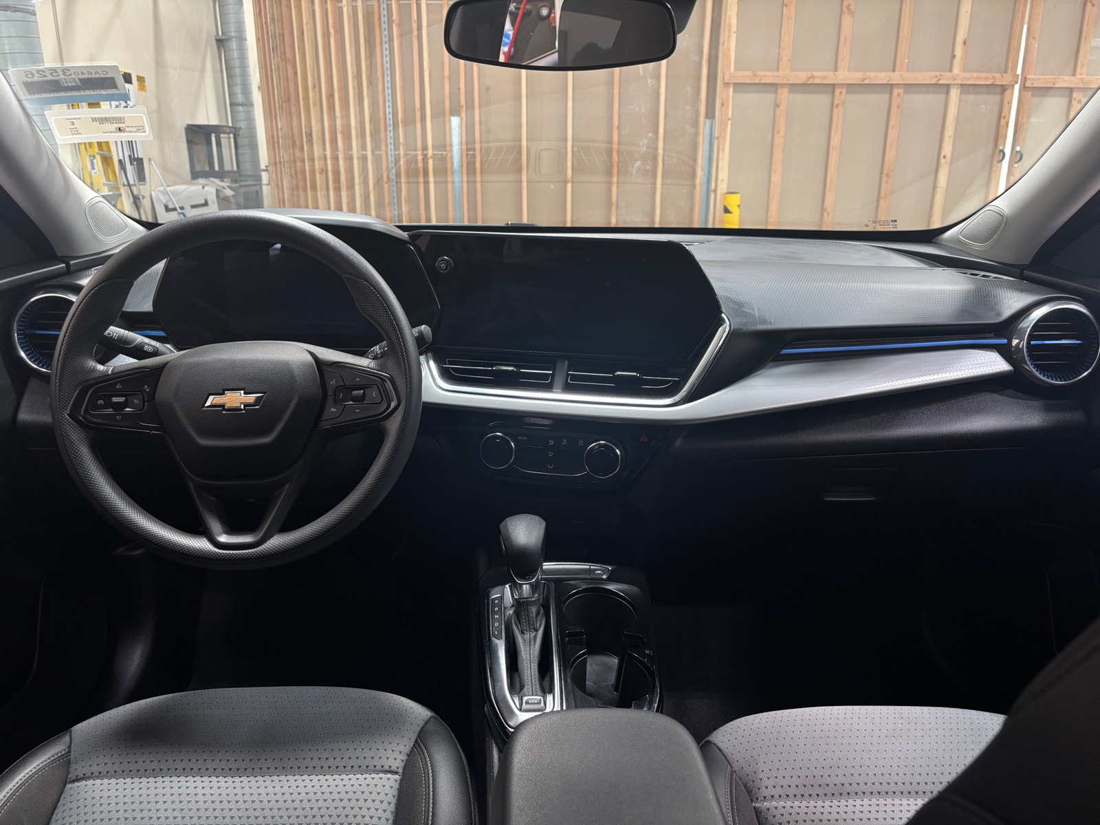 Thumbnail: 2025 Chevrolet Trax - 2
