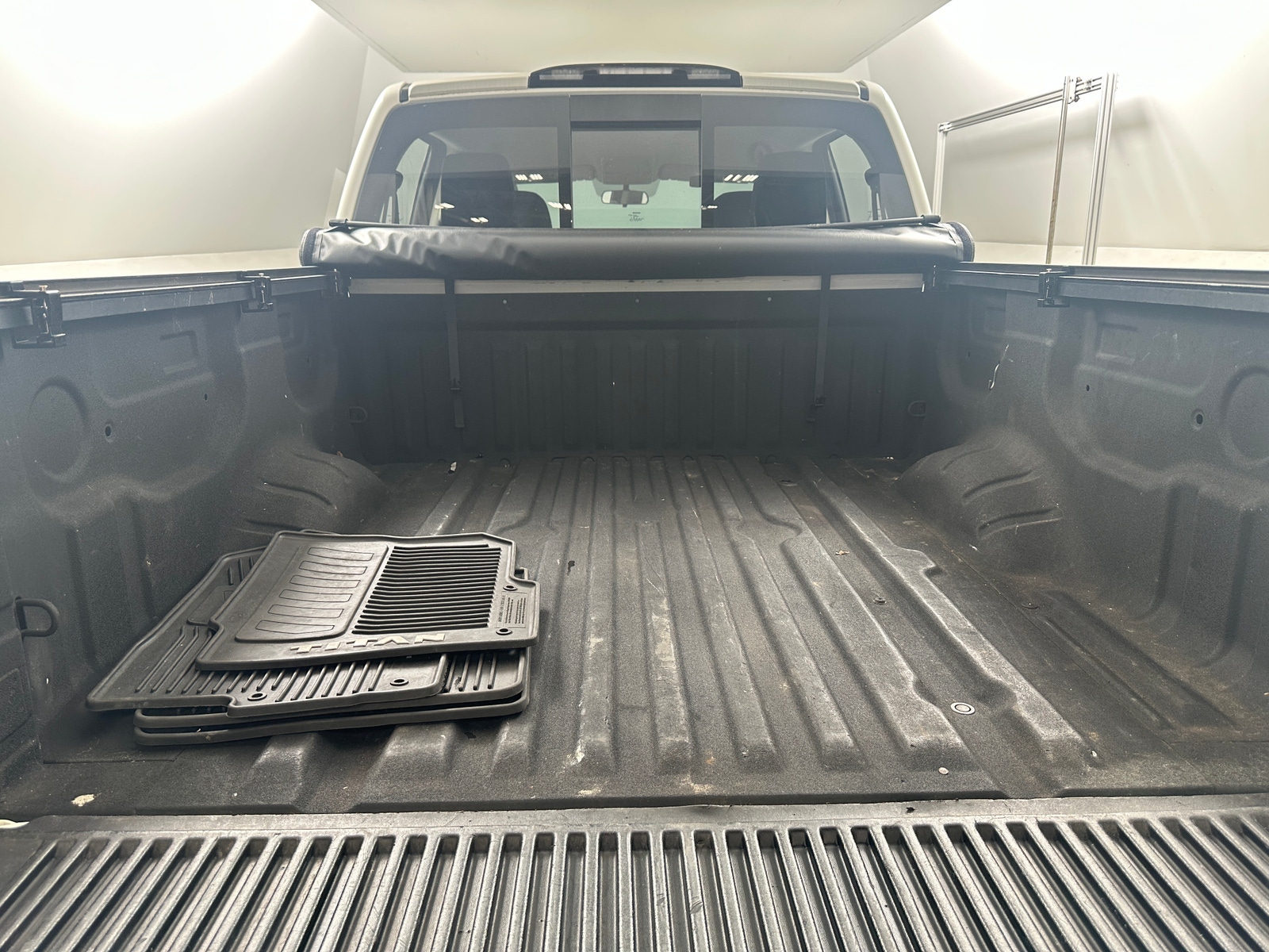 Thumbnail: 2019 Nissan Titan - 7