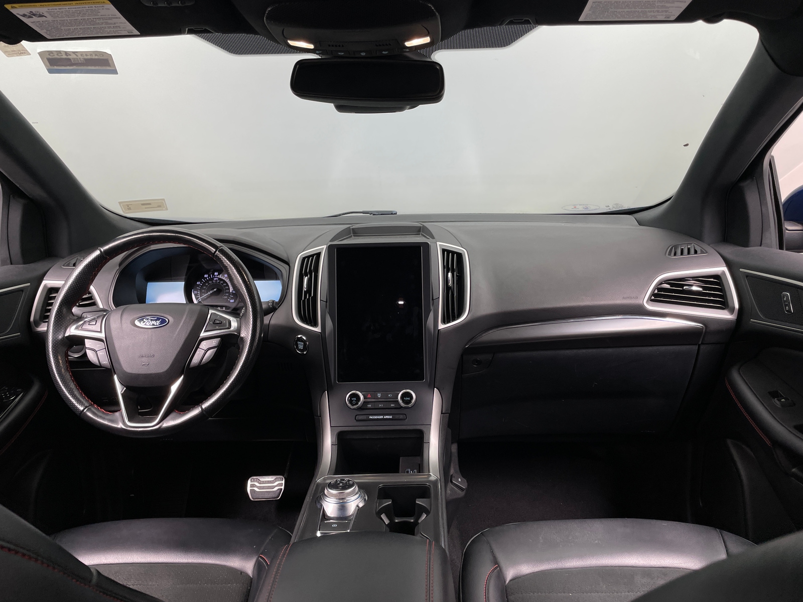 Thumbnail: 2022 Ford Edge - 2
