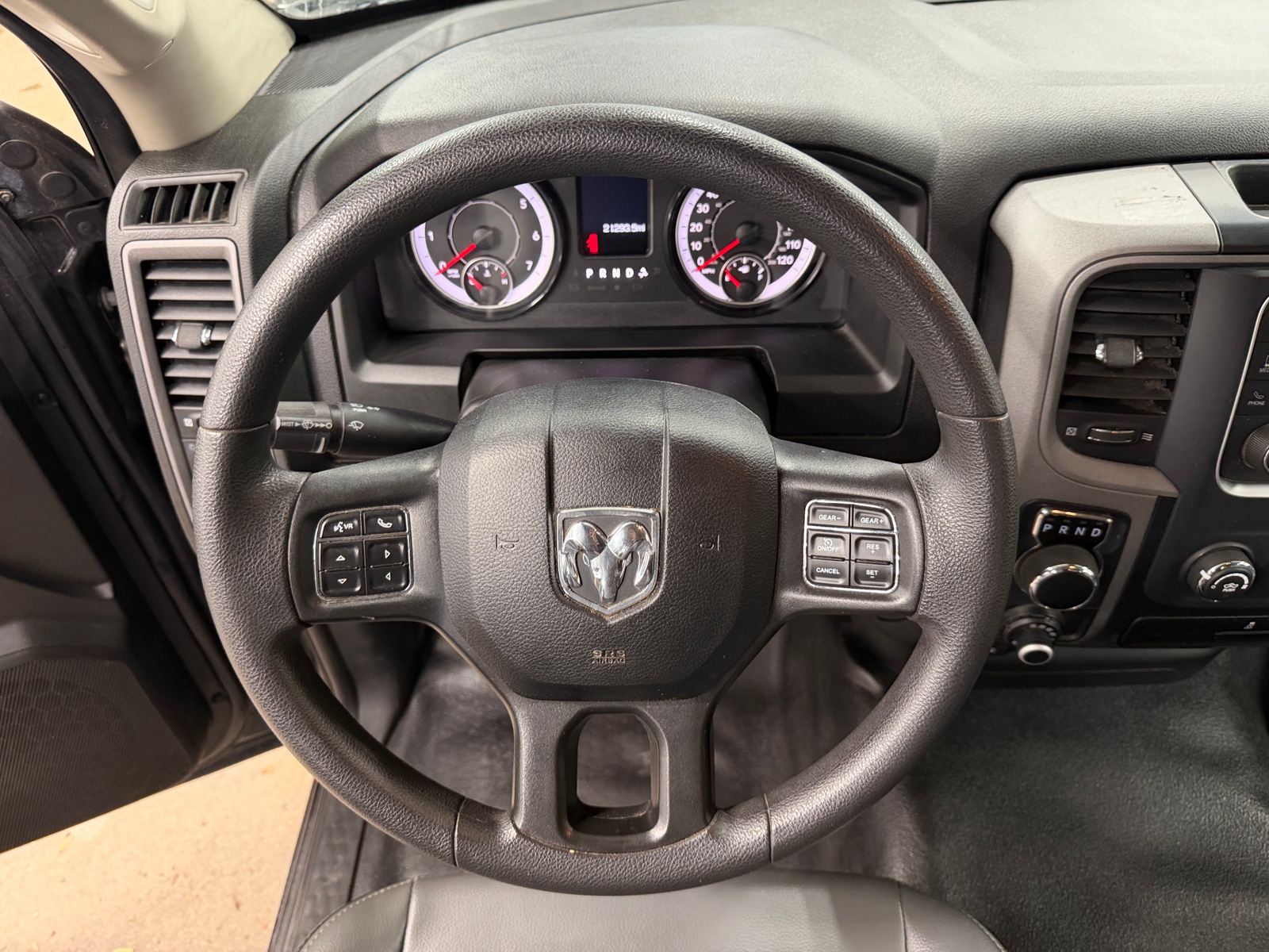 Thumbnail: 2024 RAM 1500 Classic - 5