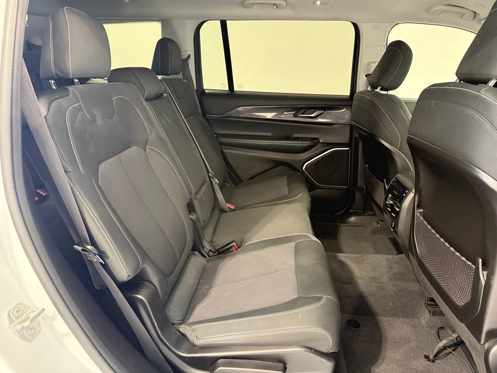 Thumbnail: 2021 Jeep Grand Cherokee L - 6