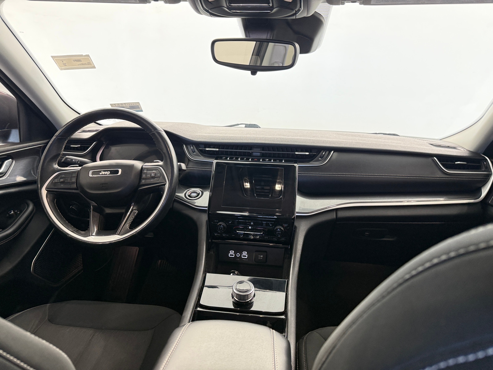 Thumbnail: 2021 Jeep Grand Cherokee L - 3
