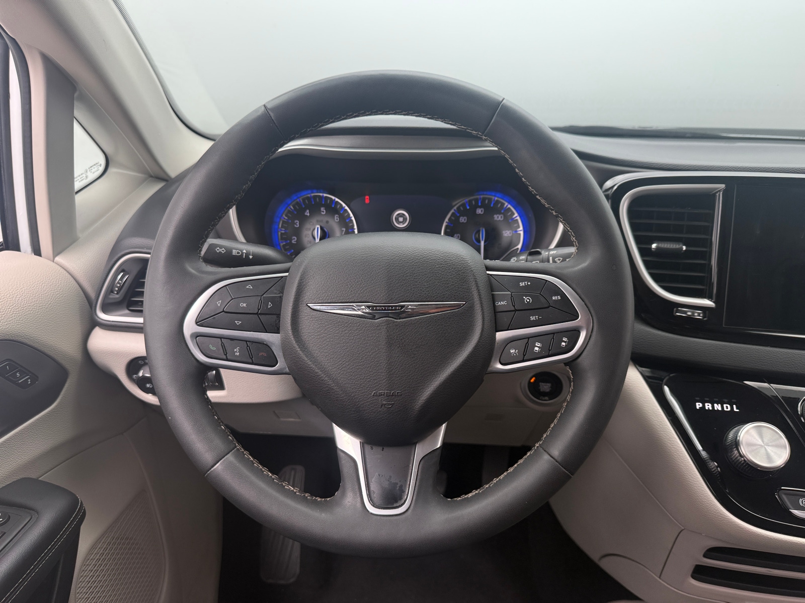 Thumbnail: 2024 Chrysler Pacifica - 4