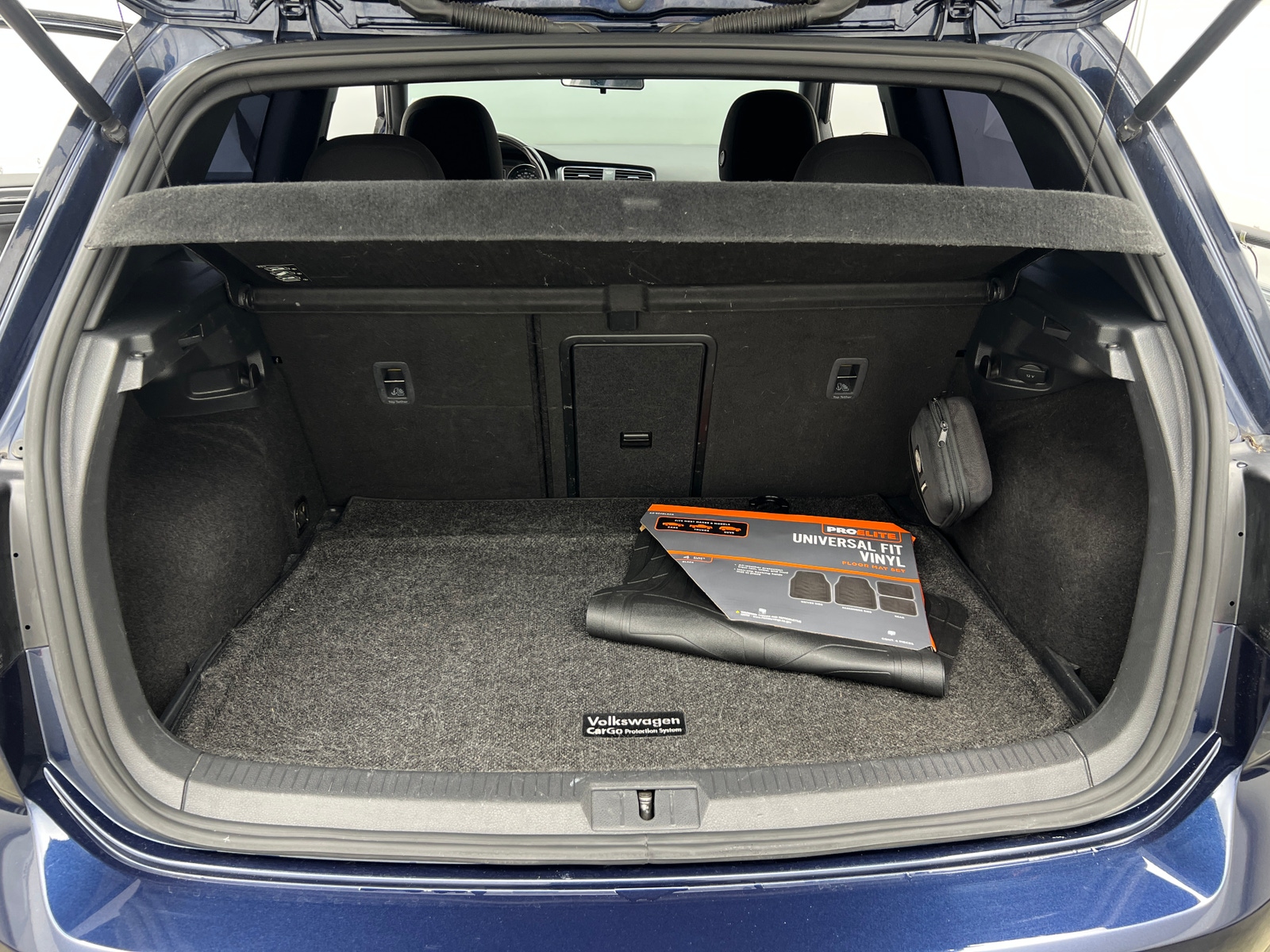 Thumbnail: 2016 Volkswagen Golf - 7
