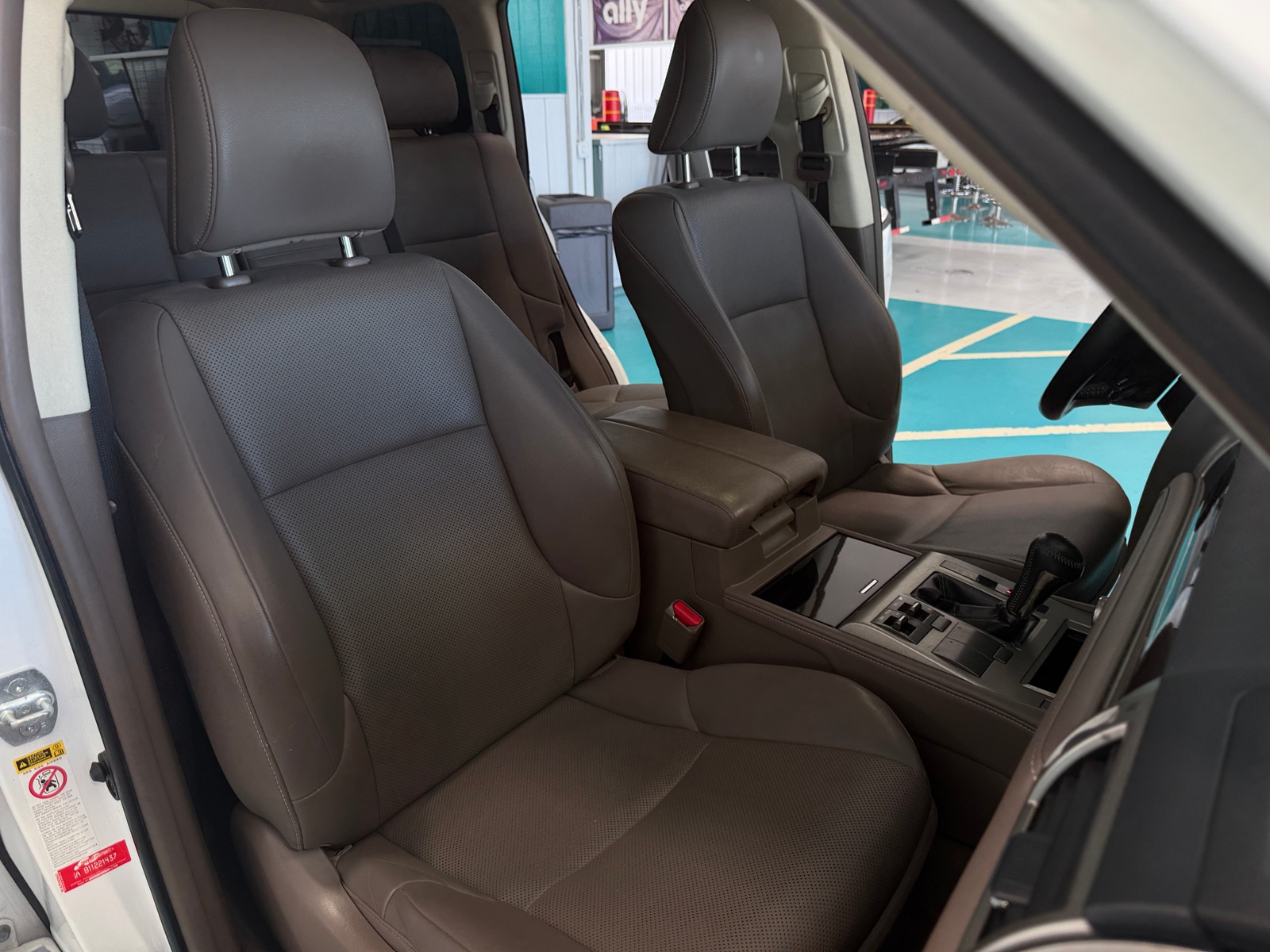 Thumbnail: 2019 Lexus GX - 2