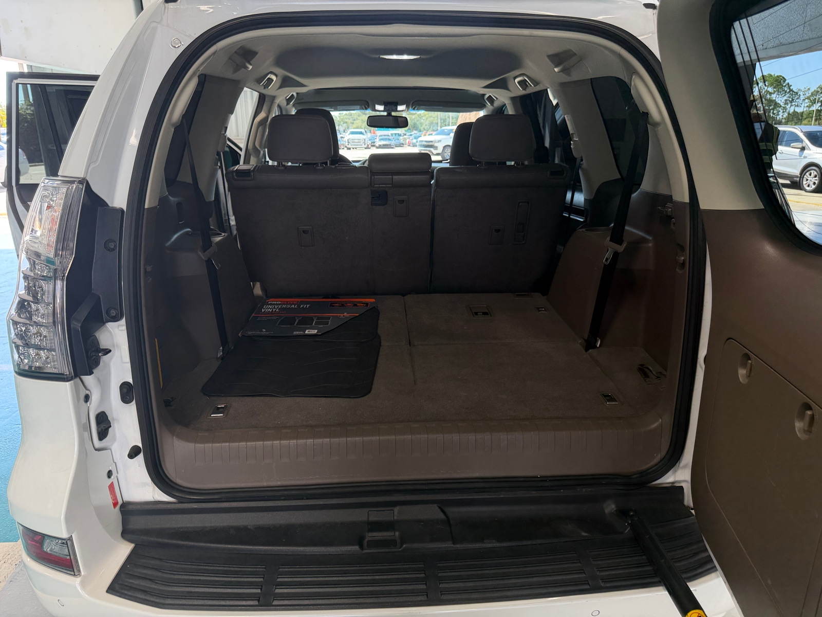 Thumbnail: 2019 Lexus GX - 7