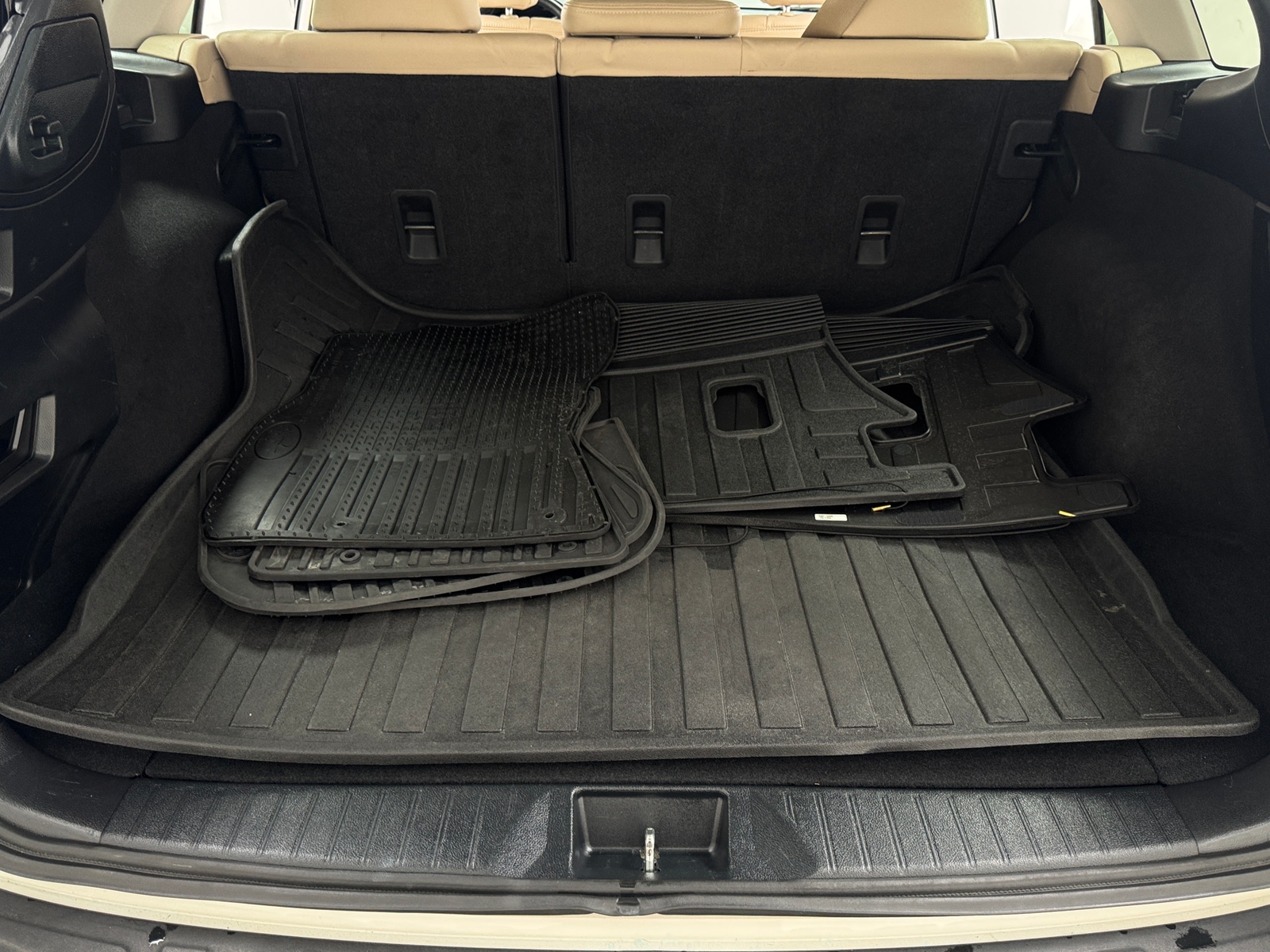Thumbnail: 2015 Subaru Outback - 6