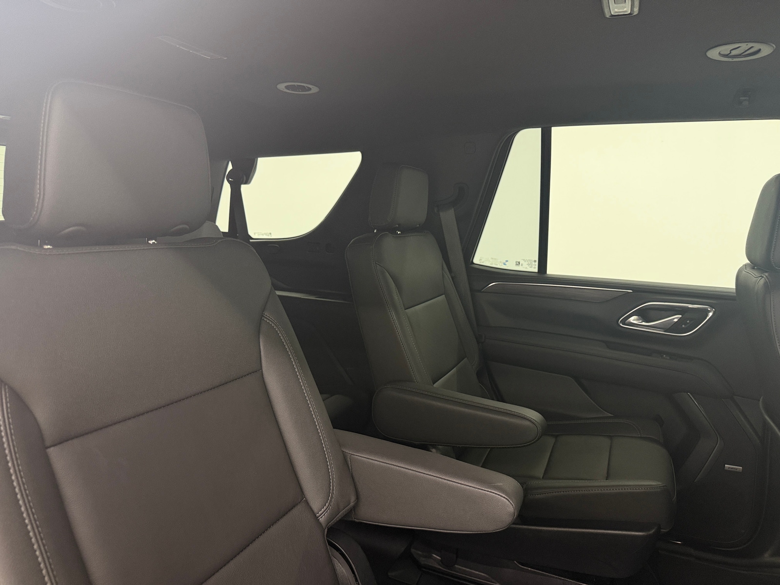Thumbnail: 2023 Chevrolet Tahoe - 5