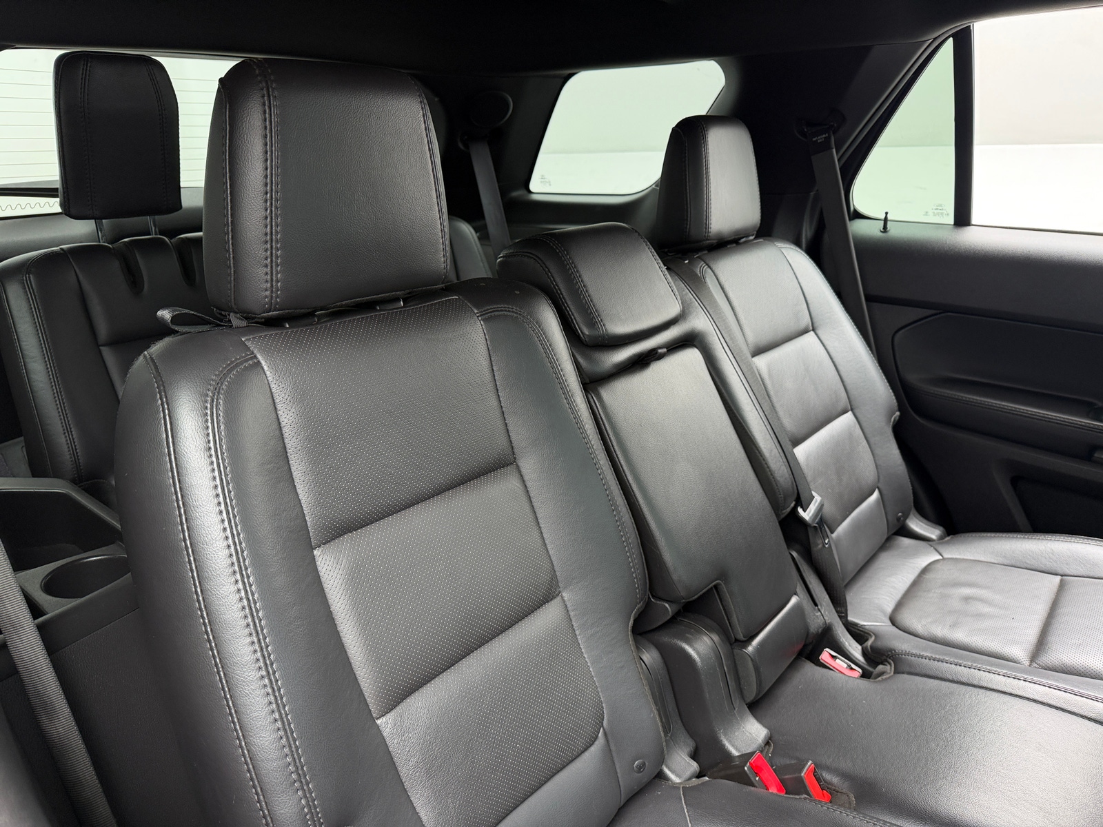 Thumbnail: 2015 Ford Explorer - 5