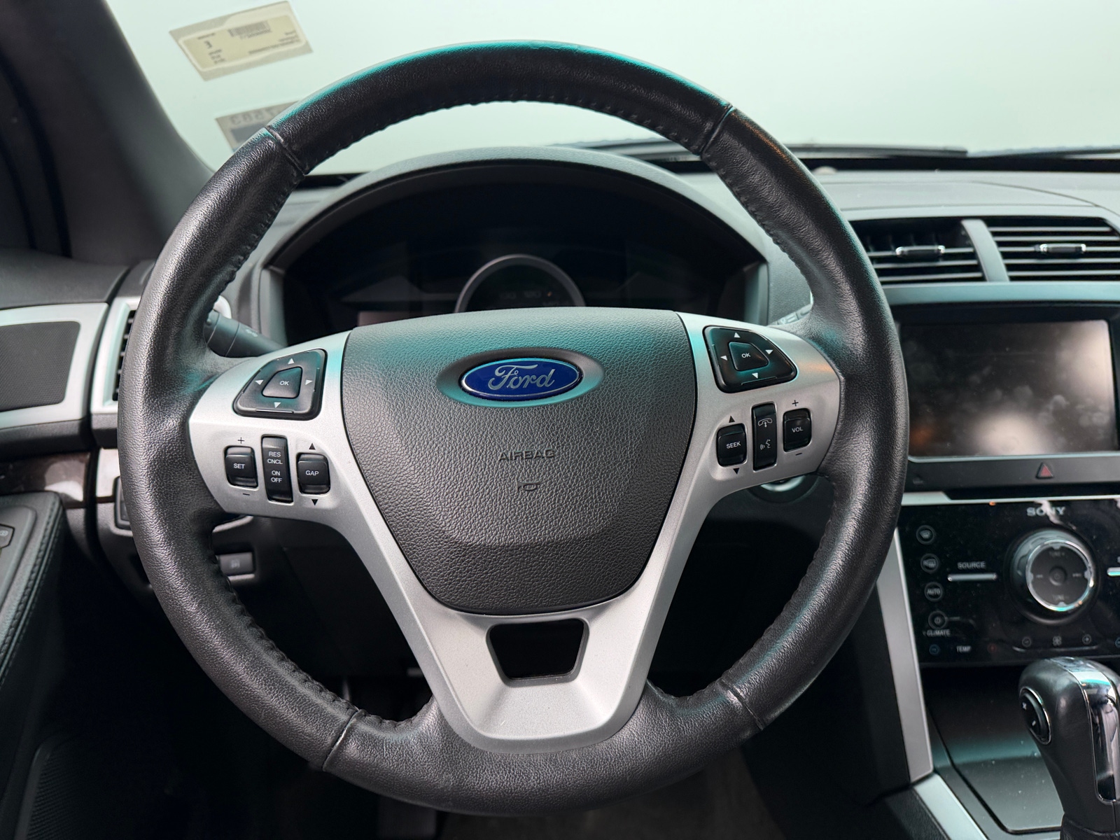 Thumbnail: 2015 Ford Explorer - 4
