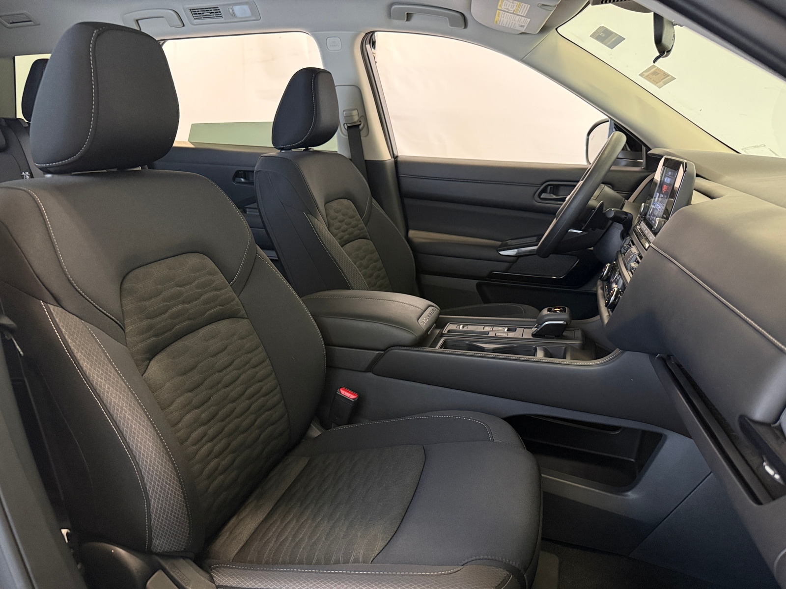 Thumbnail: 2025 Nissan Pathfinder - 2
