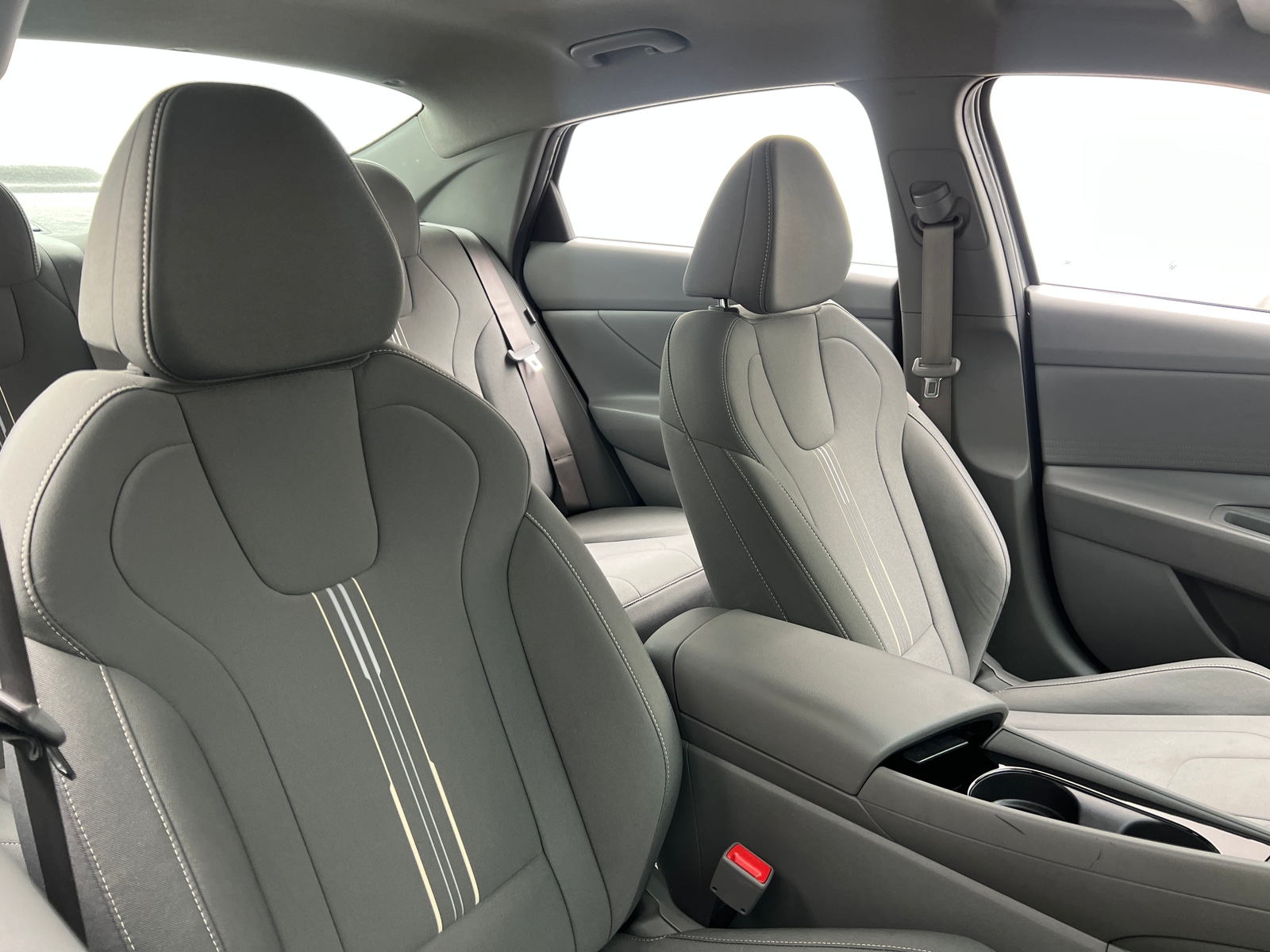 Thumbnail: 2024 Hyundai Elantra - 2