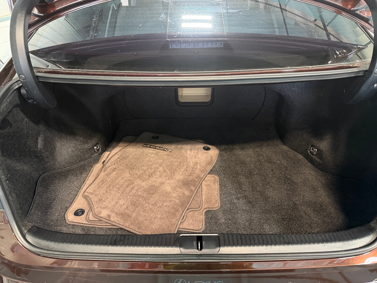 Thumbnail: 2016 Lexus ES - 6