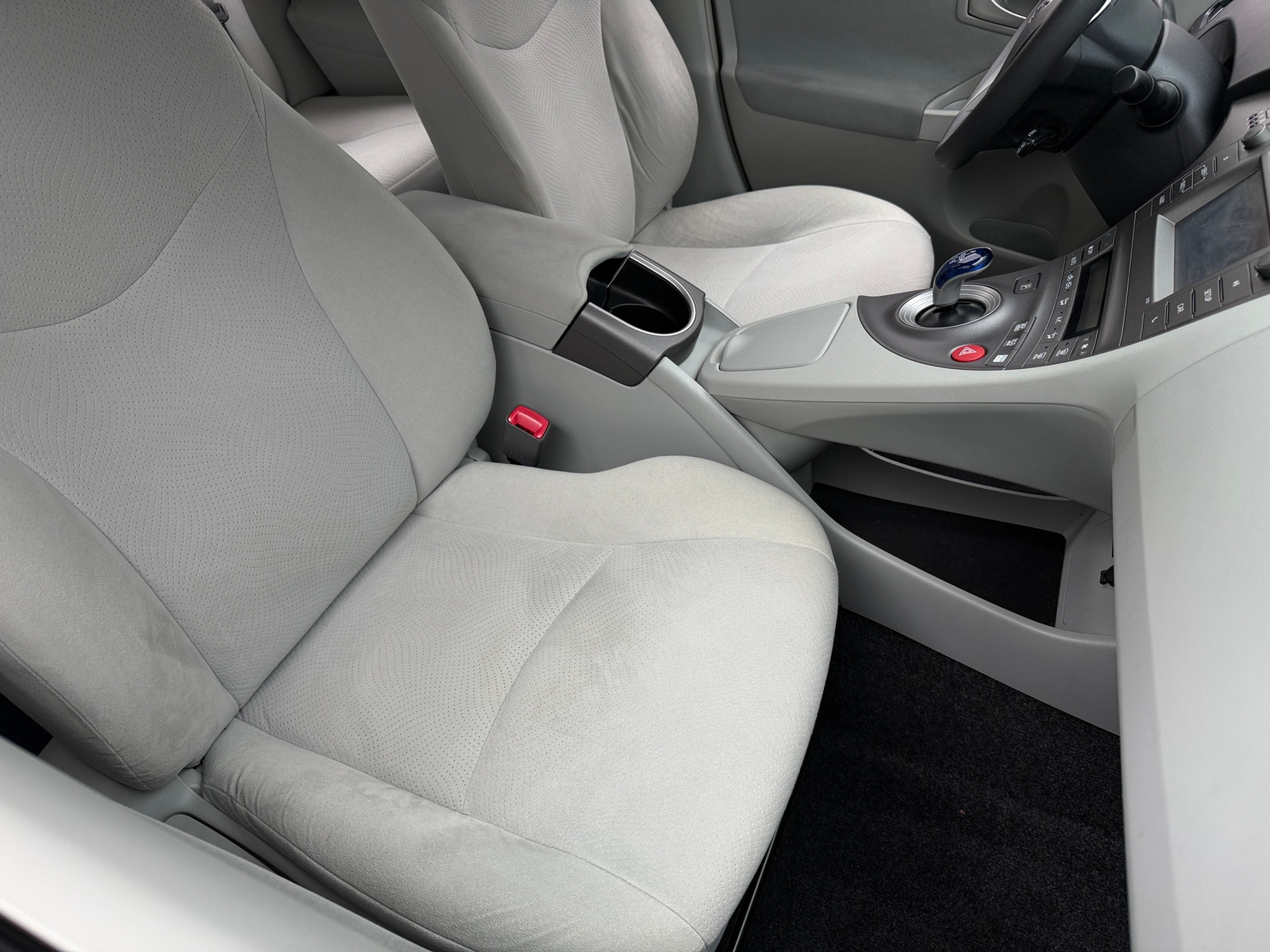 Thumbnail: 2012 Toyota Prius - 2