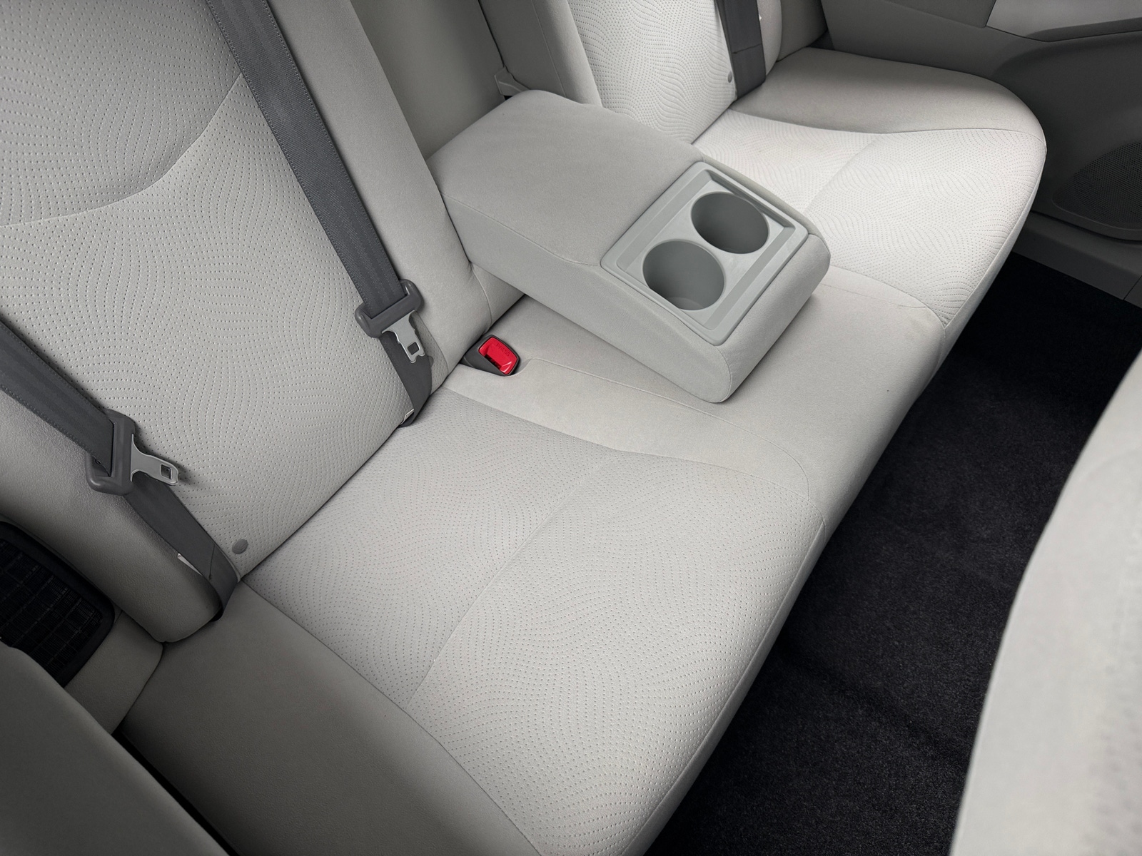 Thumbnail: 2012 Toyota Prius - 6