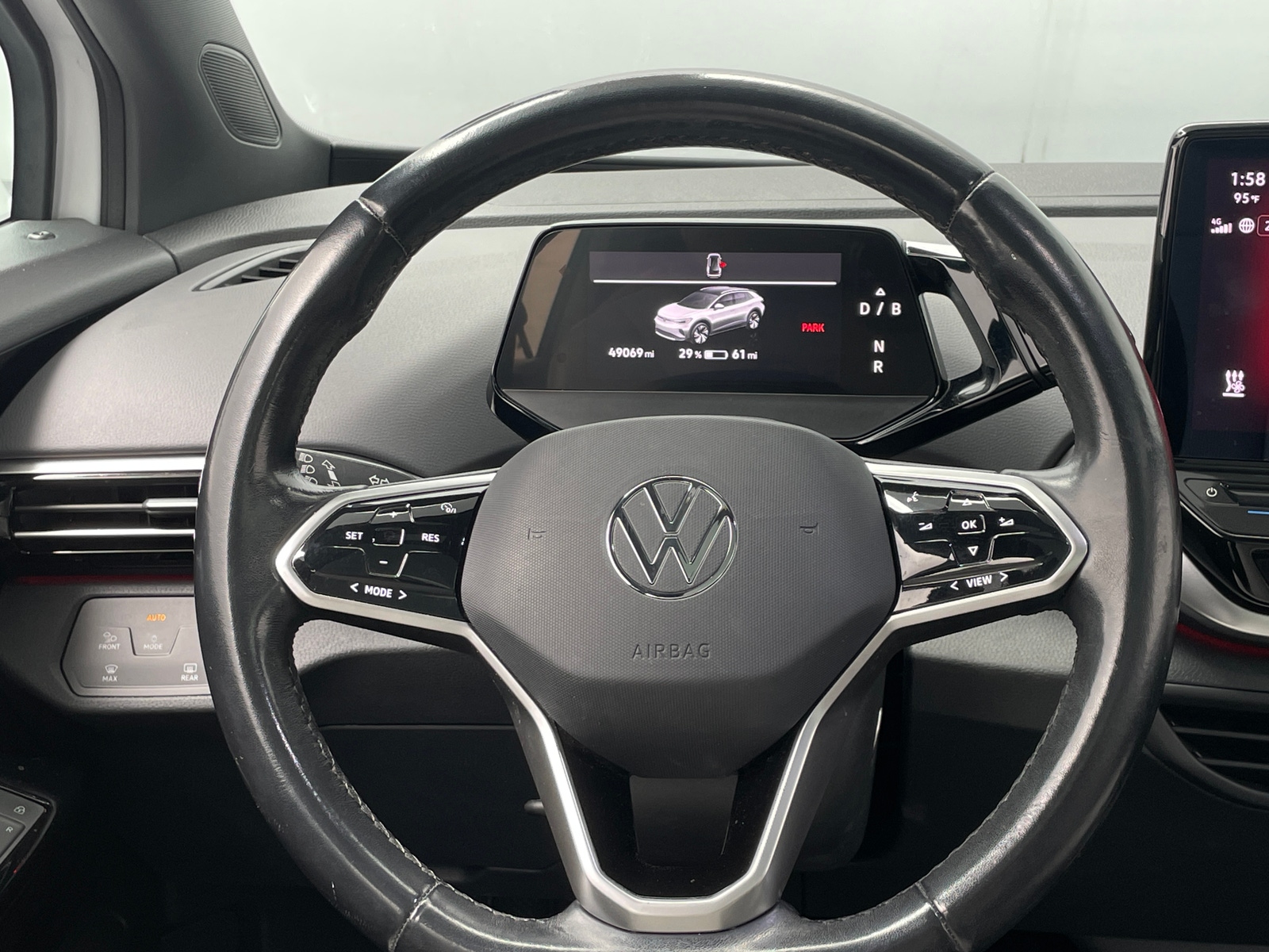 Thumbnail: 2021 Volkswagen ID.4 - 5