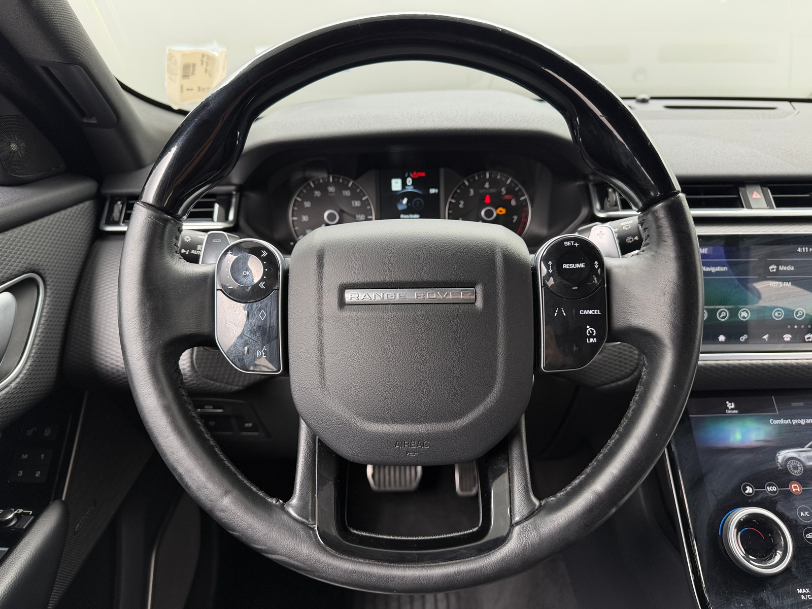 Thumbnail: 2020 Land Rover Range Rover Velar - 5