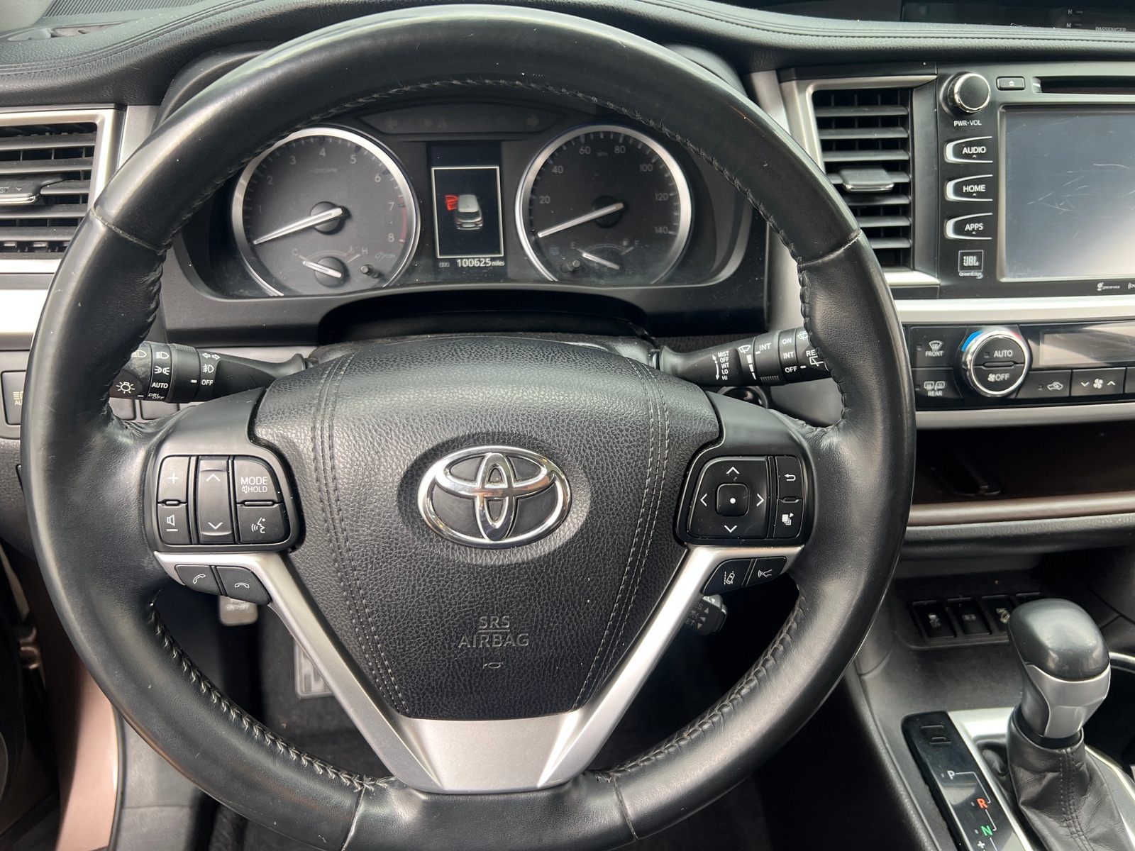 Thumbnail: 2017 Toyota Highlander - 4