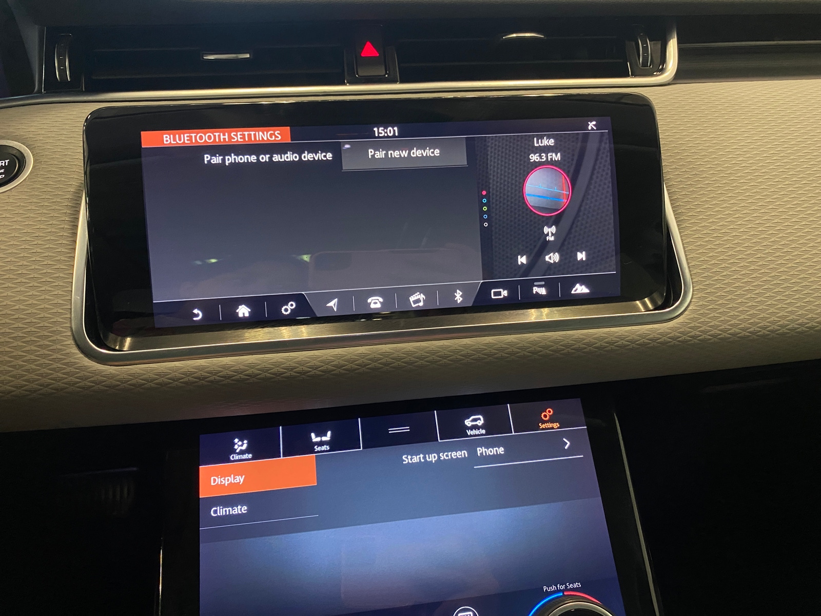 Thumbnail: 2020 Land Rover Range Rover Evoque - 3