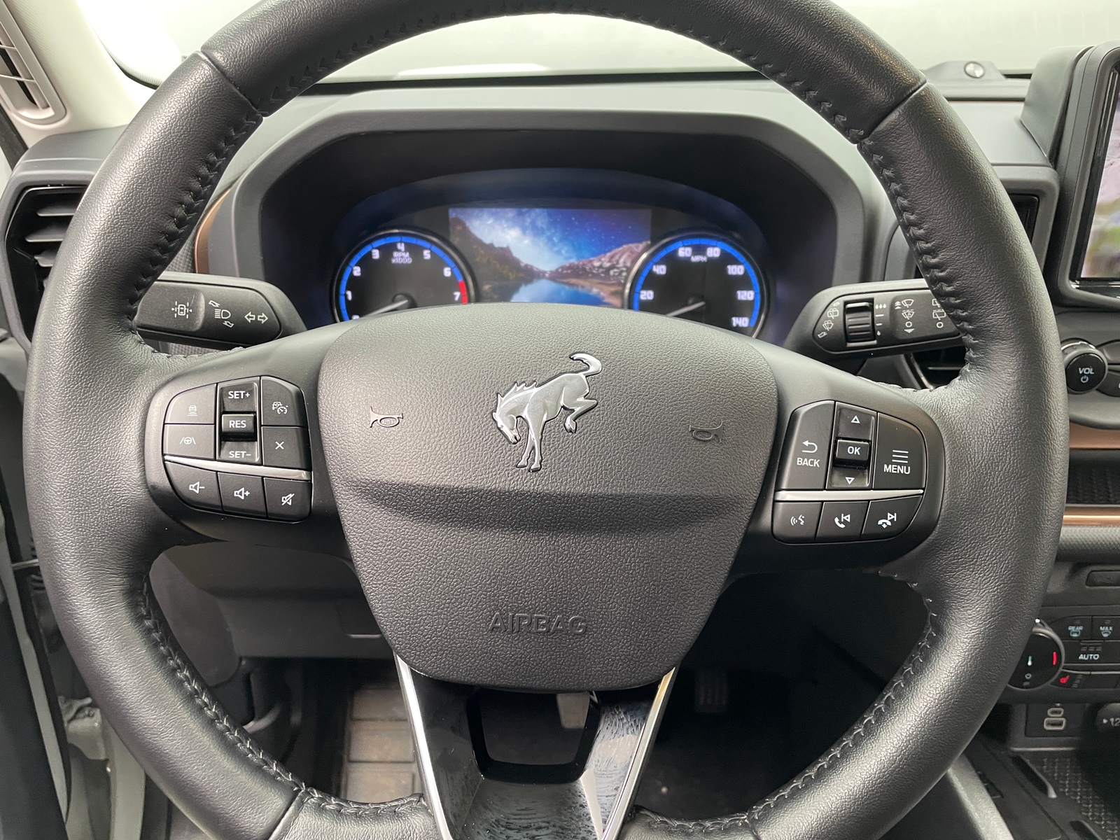 Thumbnail: 2023 Ford Bronco Sport - 5