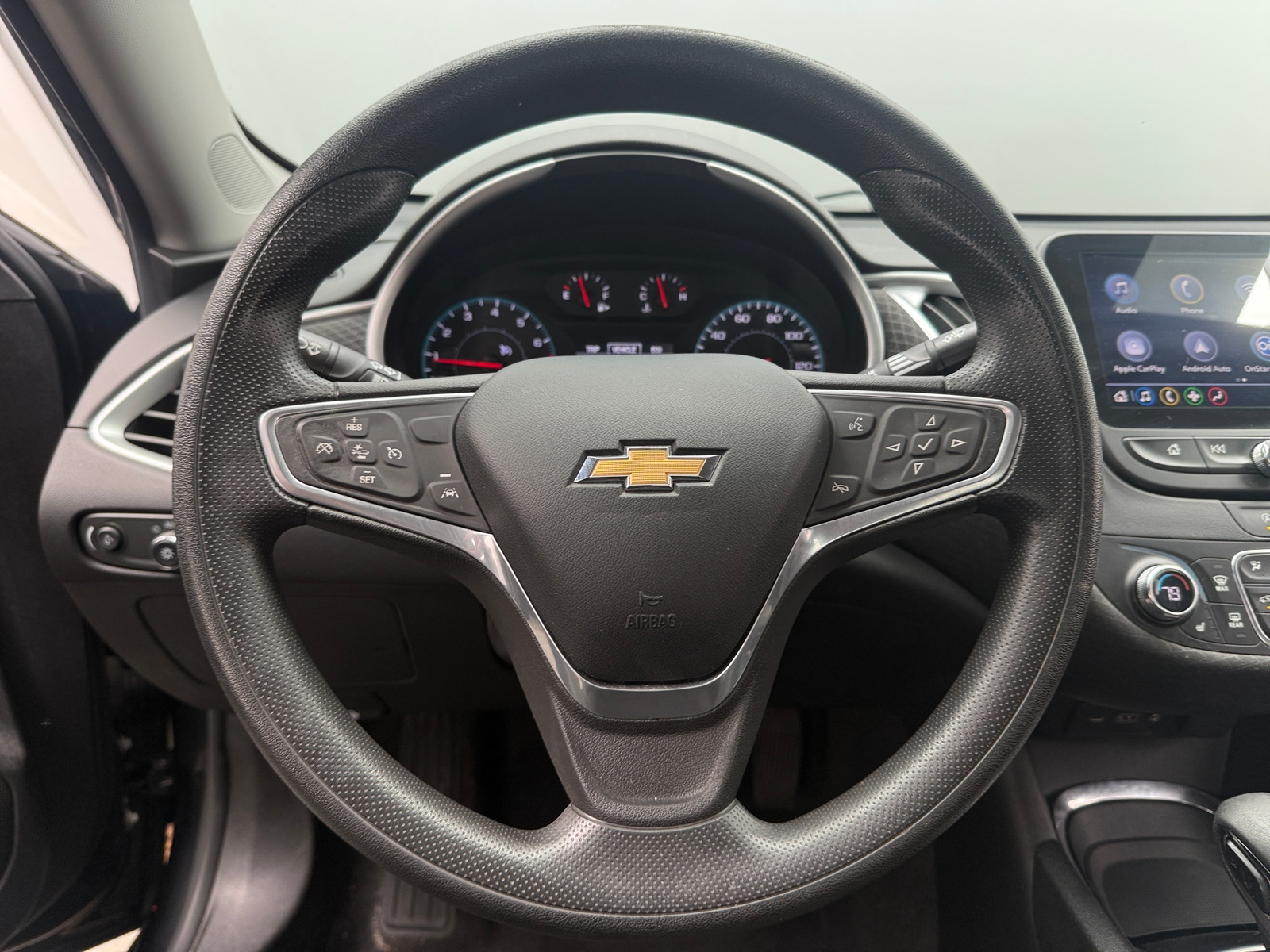 Thumbnail: 2023 Chevrolet Malibu - 5