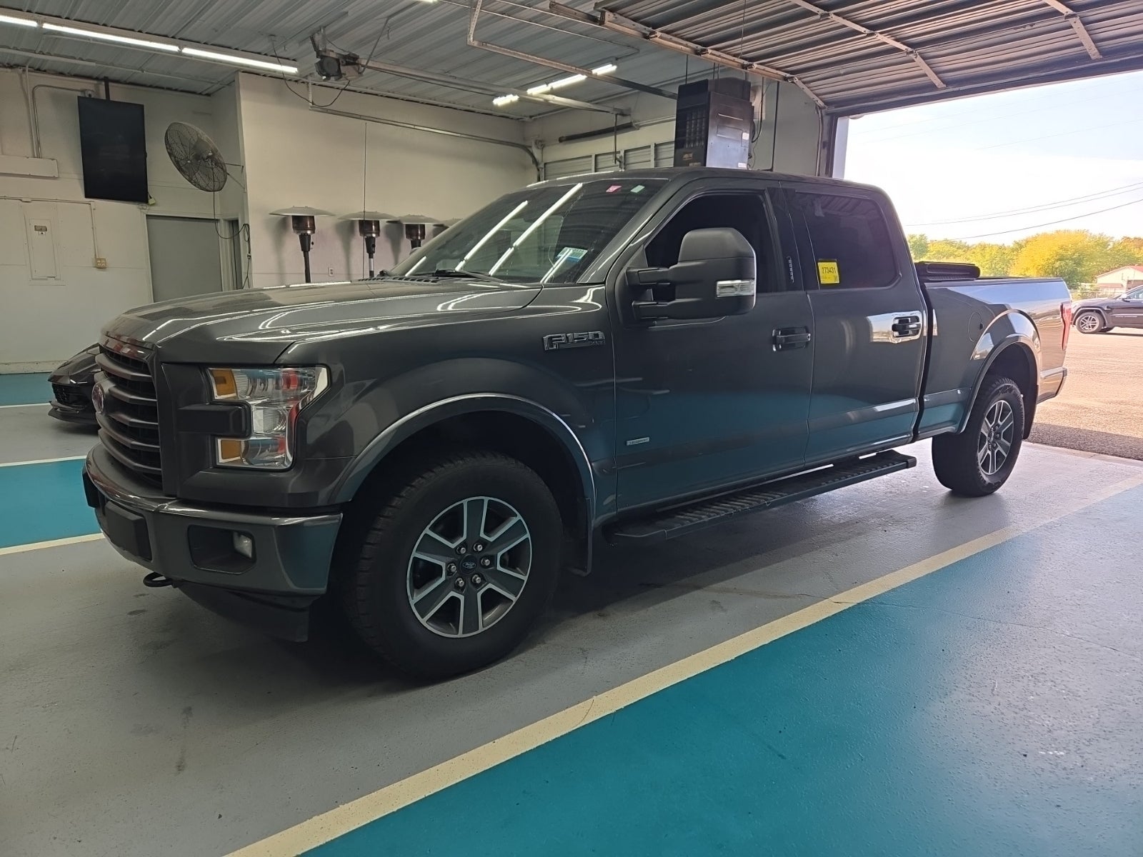 2017 Ford F-150 4WD Supercrew 157" XLT