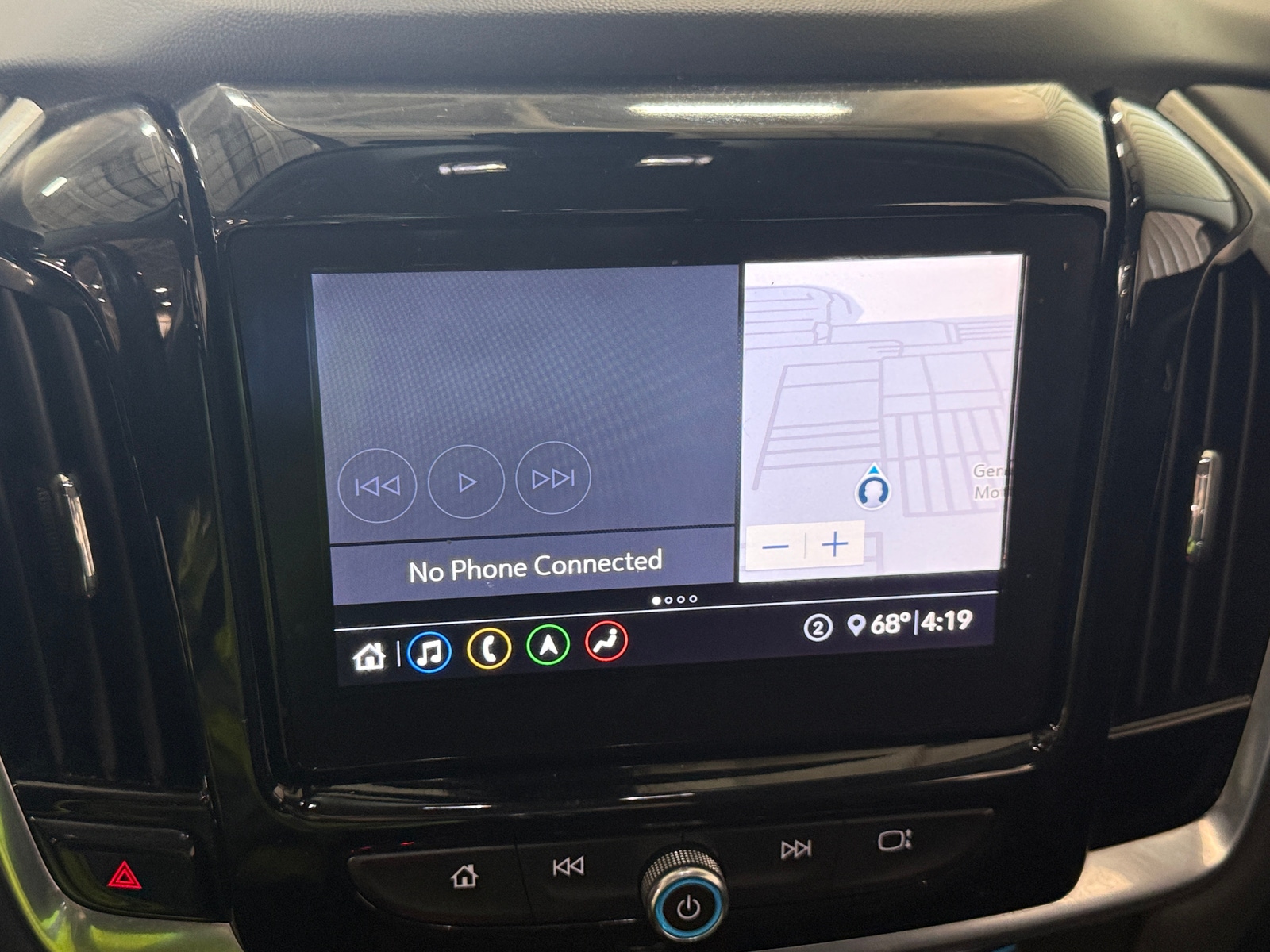 Thumbnail: 2021 Chevrolet Traverse - 3
