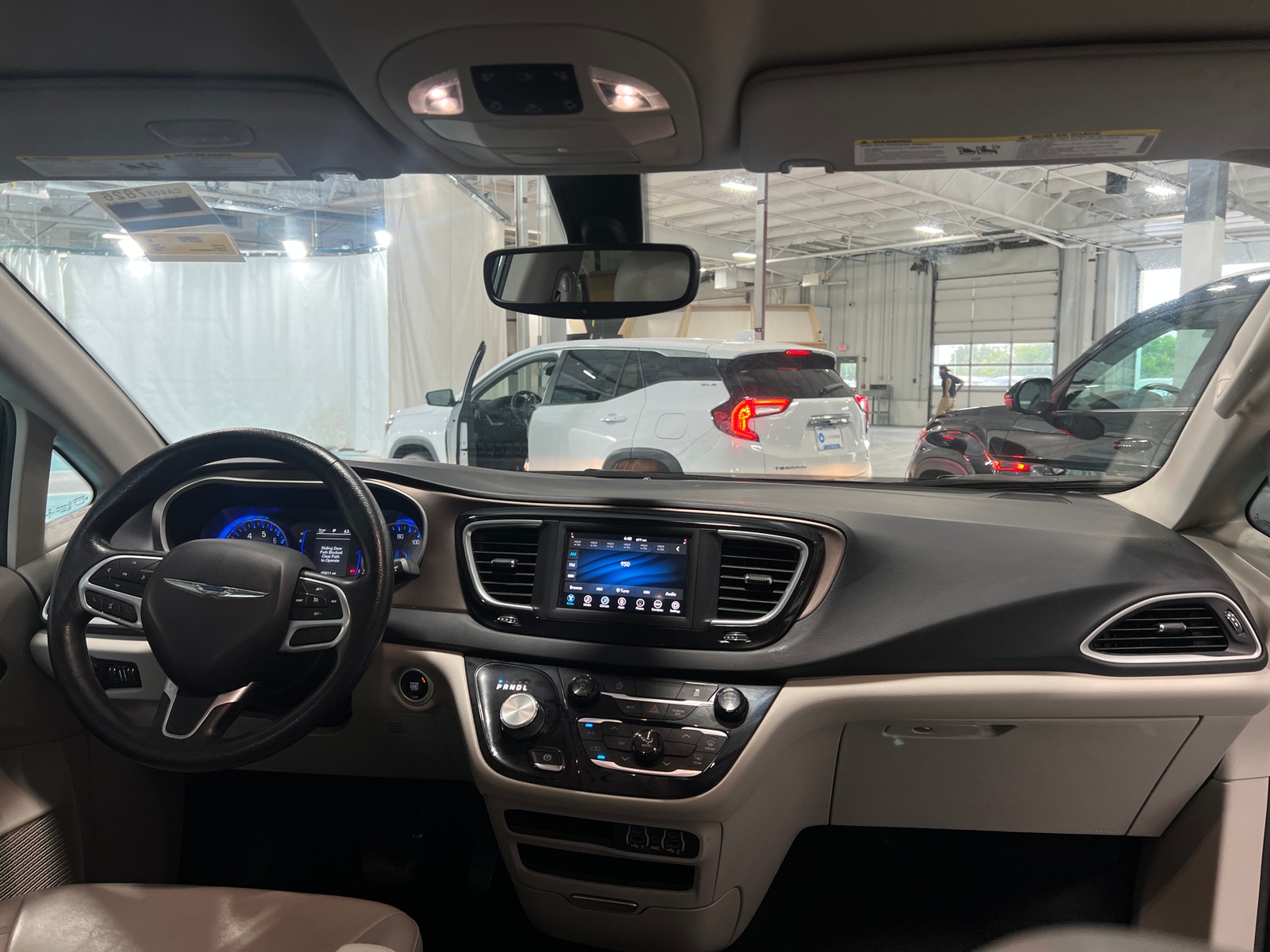 Thumbnail: 2021 Chrysler Voyager - 2